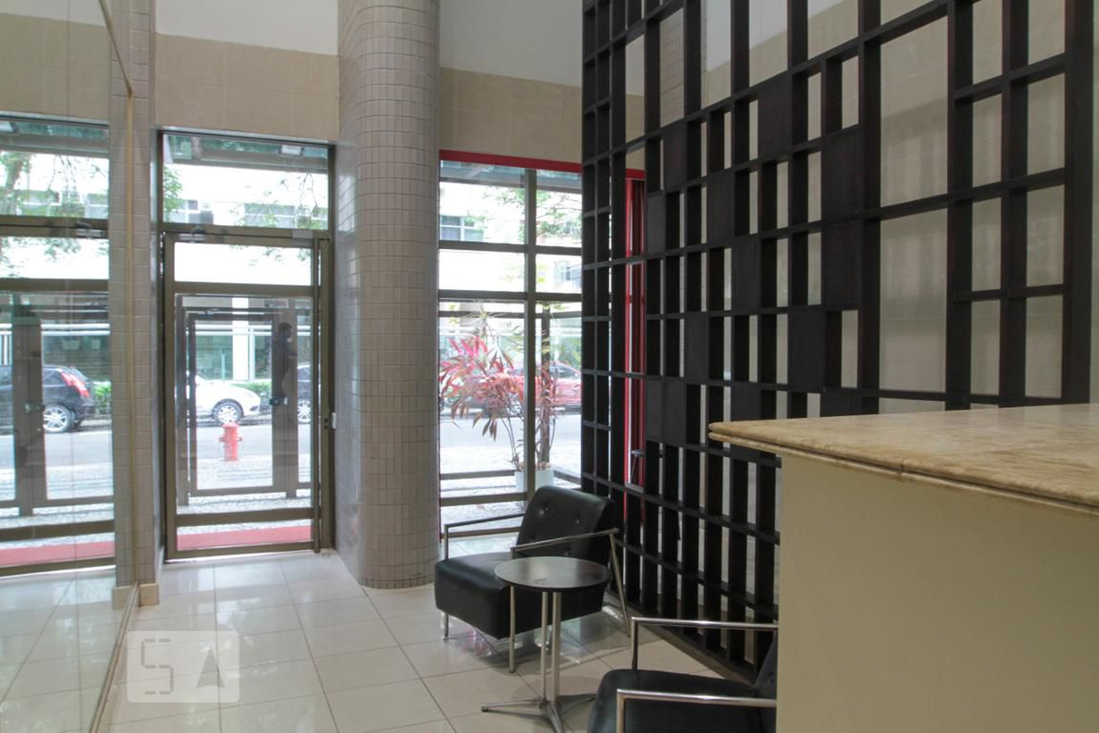 Hall Social - Ipanema Pax Flat