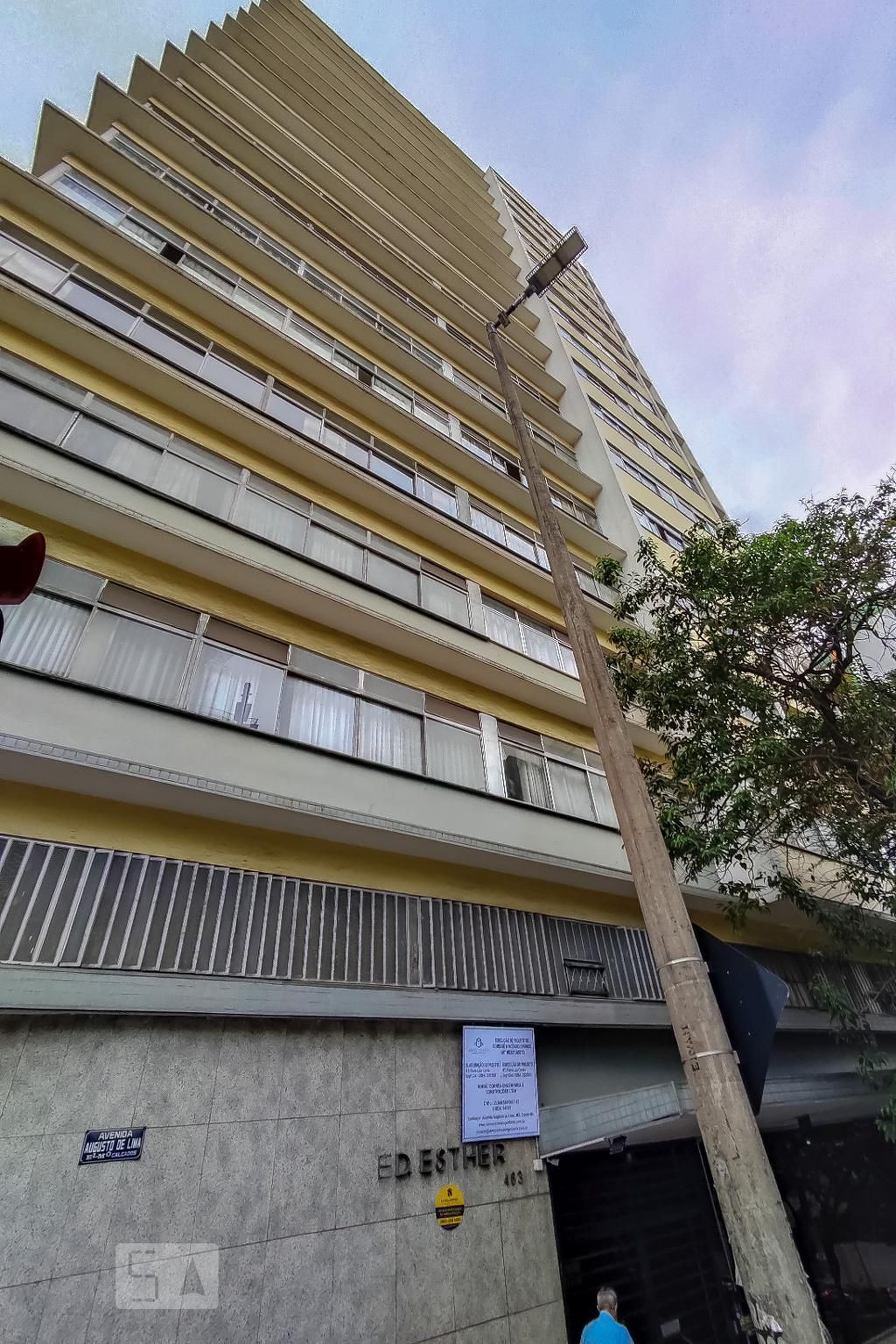 Fachada Condomínio em Avenida Augusto de Lima, 463