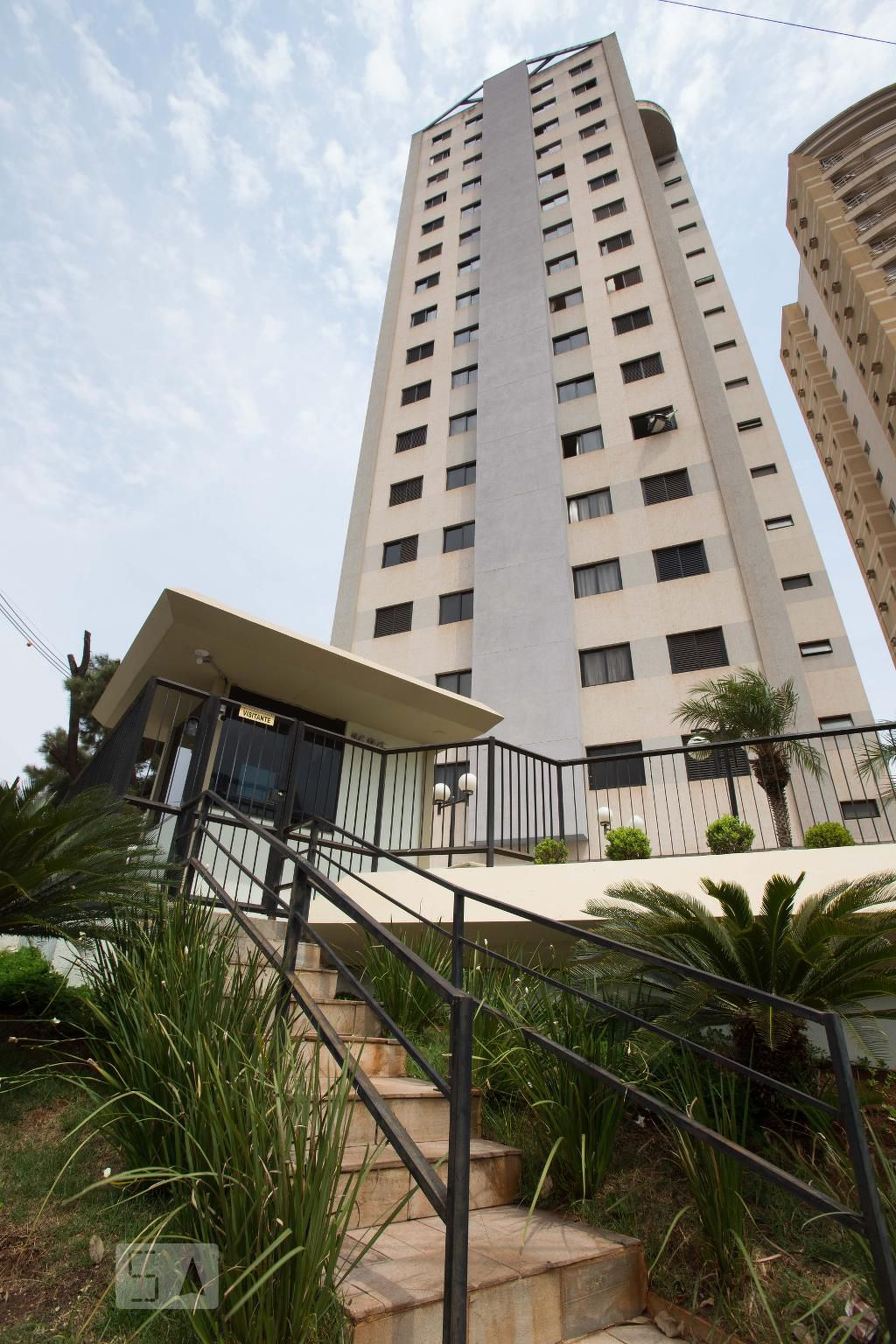 Fachada Edifício Jurupis