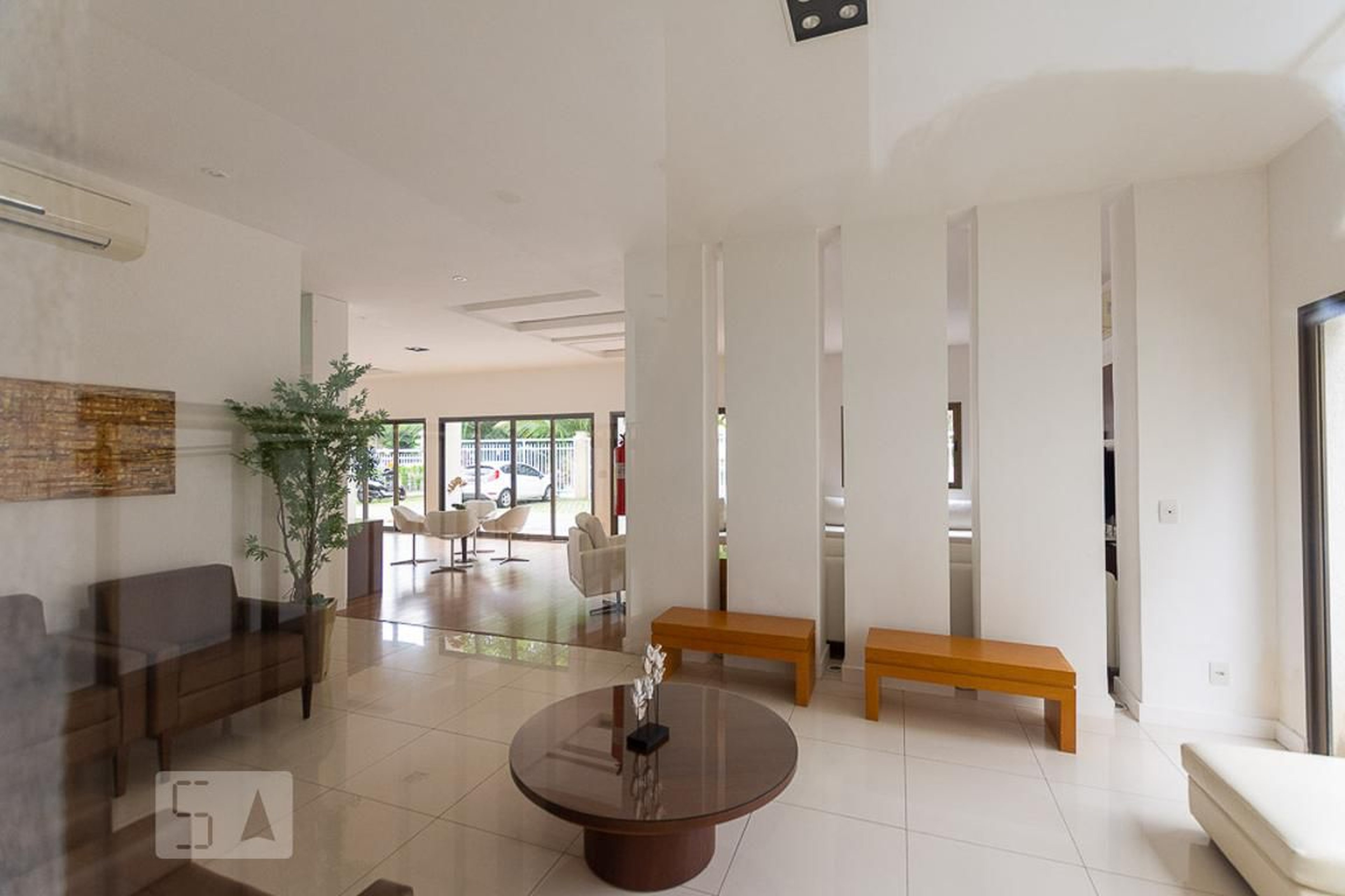 hall - Gragoatá Bay