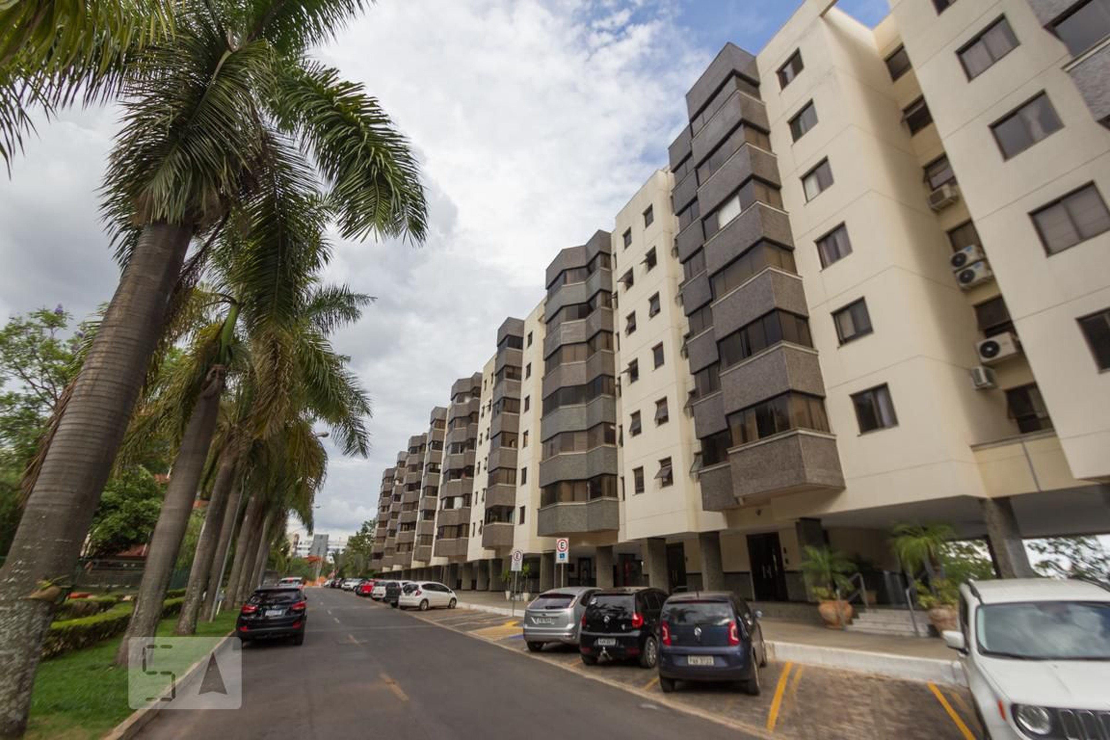 Fachada Condomínio Sarah Kubitschek