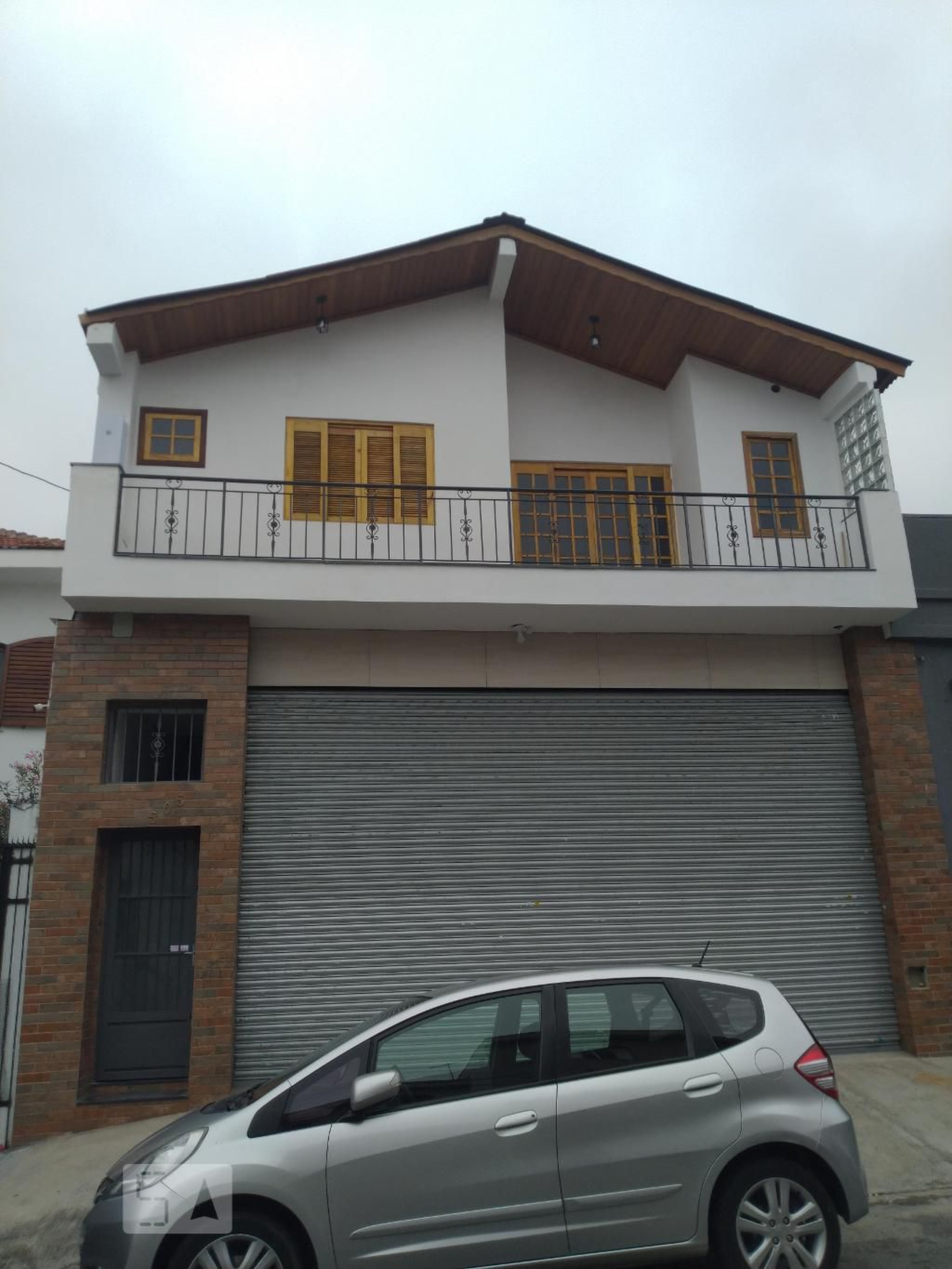 Fachada Condomínio em Rua Manuel Pereira Lobo, 505