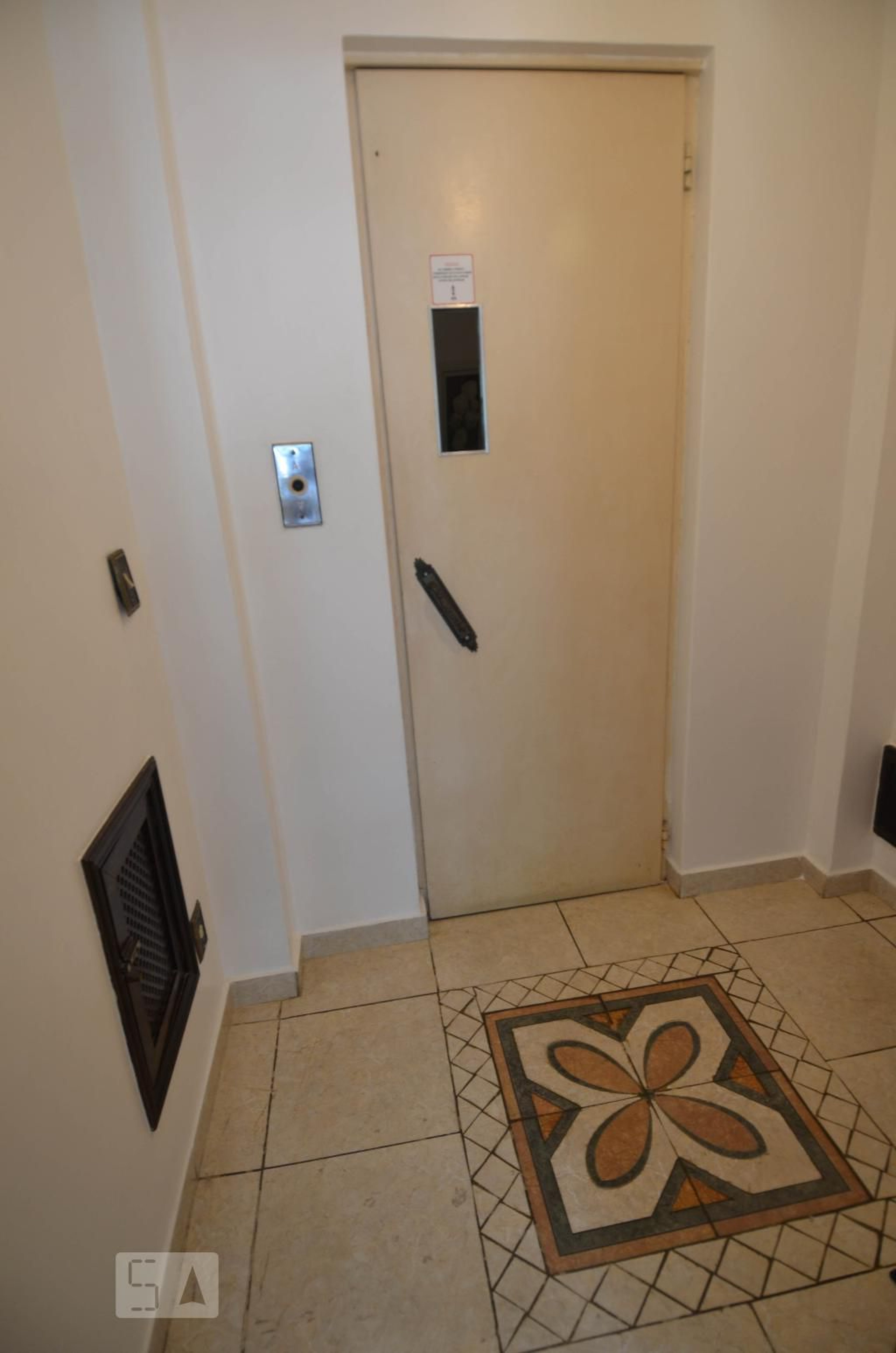 Hall - Solar dos Reis