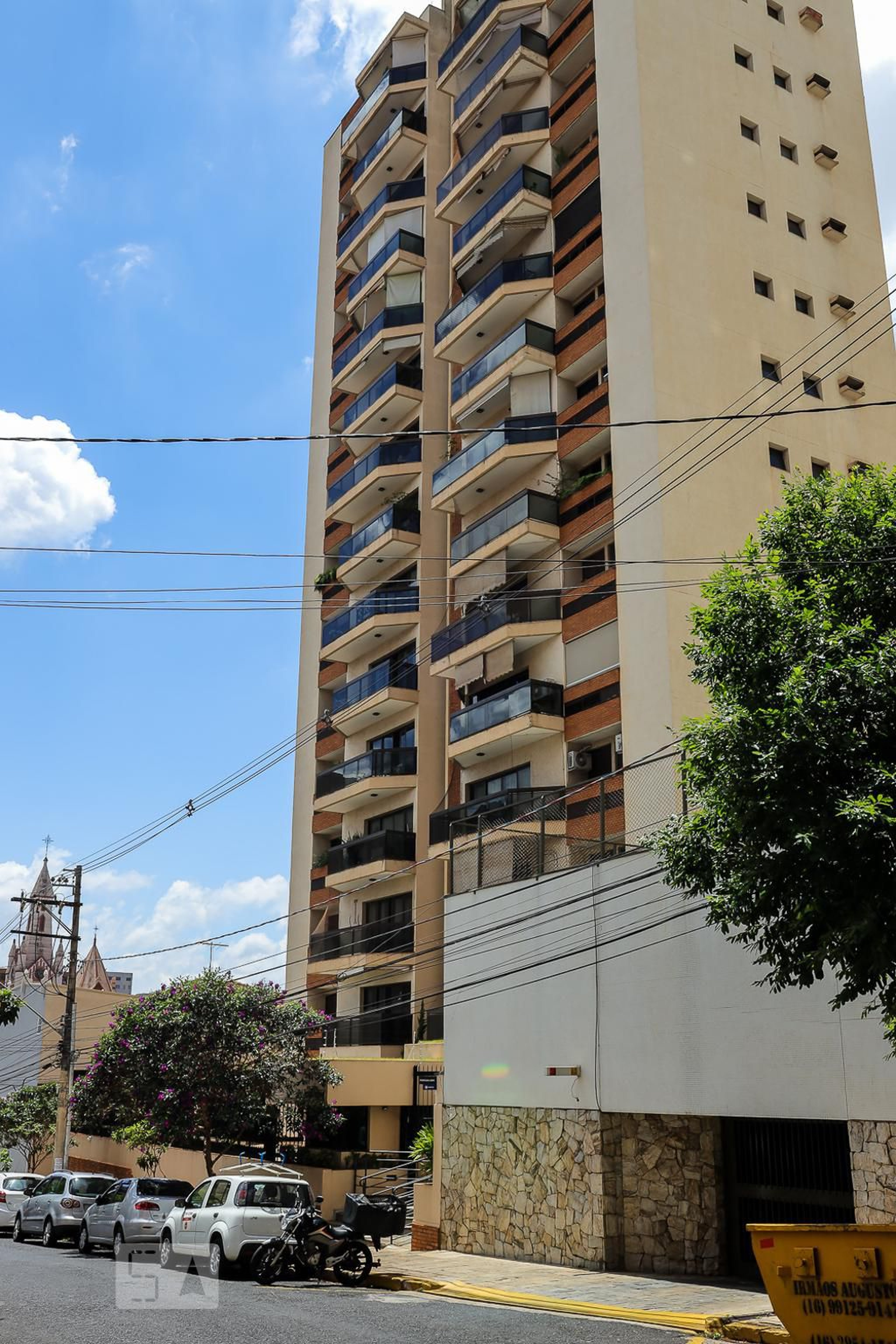 Fachada Condomínio Jacaranda