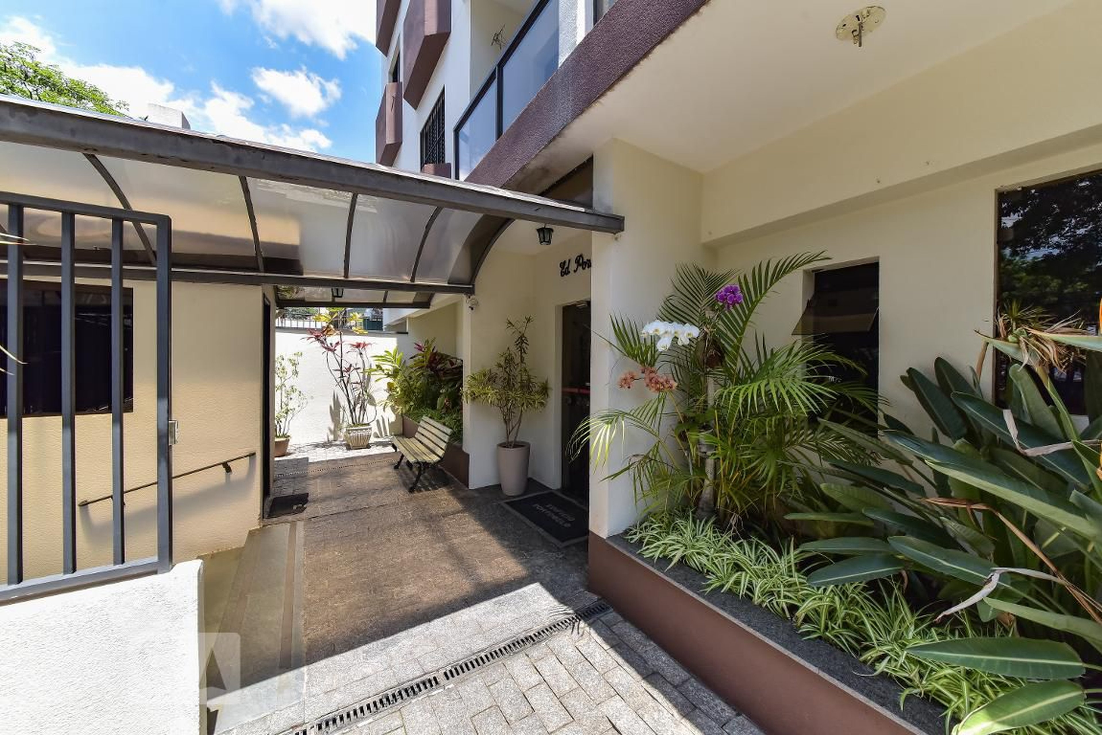 Área Comum Condomínio em Rua Brasil, 778