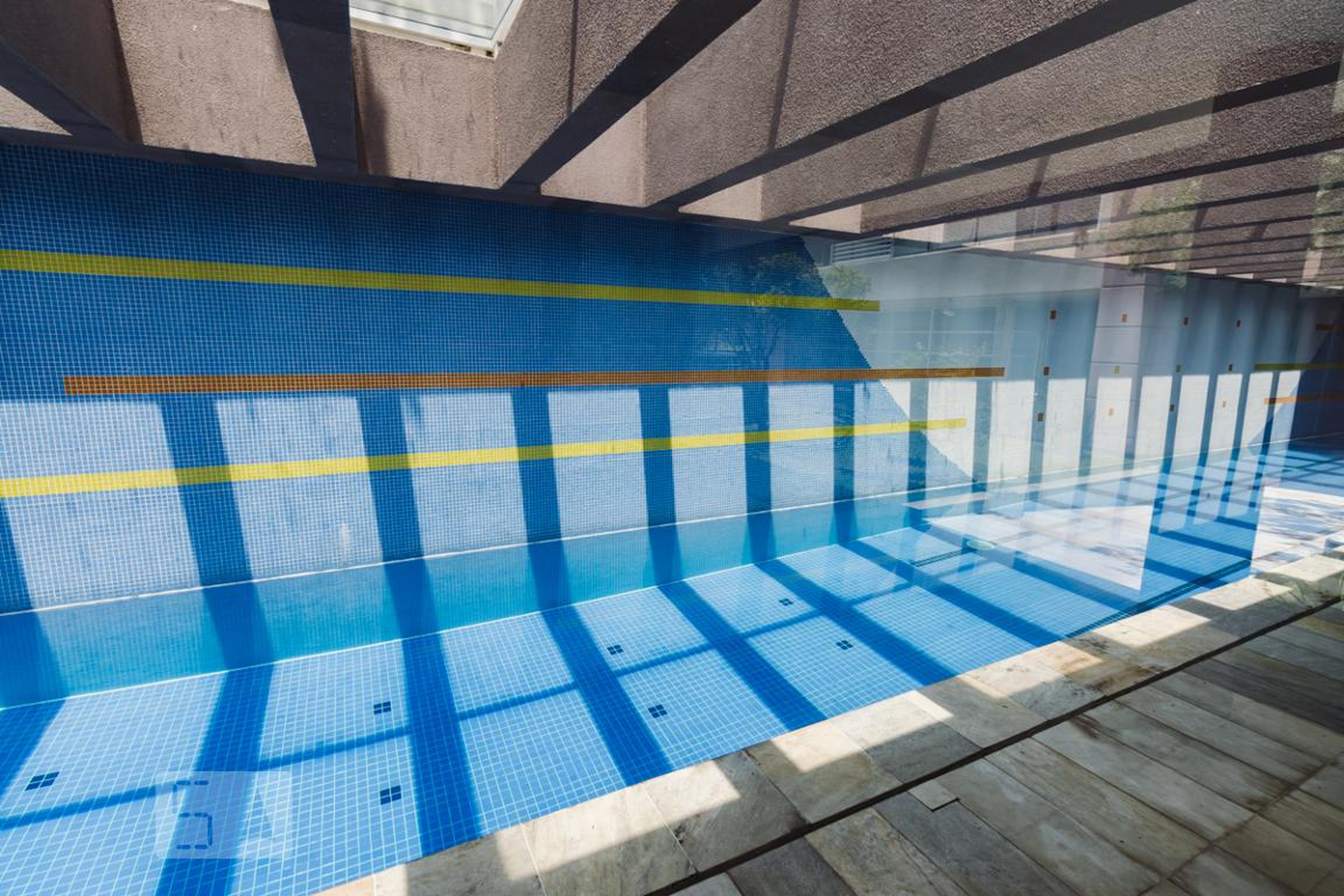Piscina Coberta - Breeze Alto da Lapa