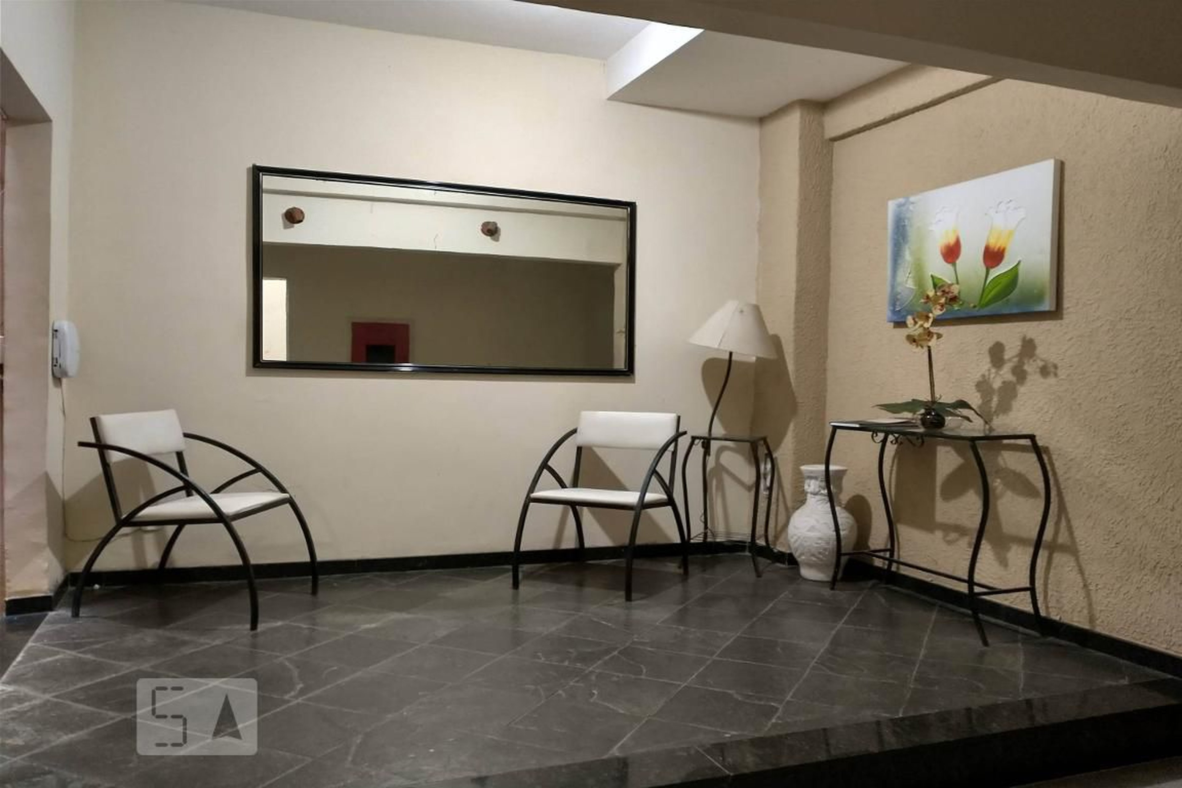 Hall de Entrada - José Silva 113