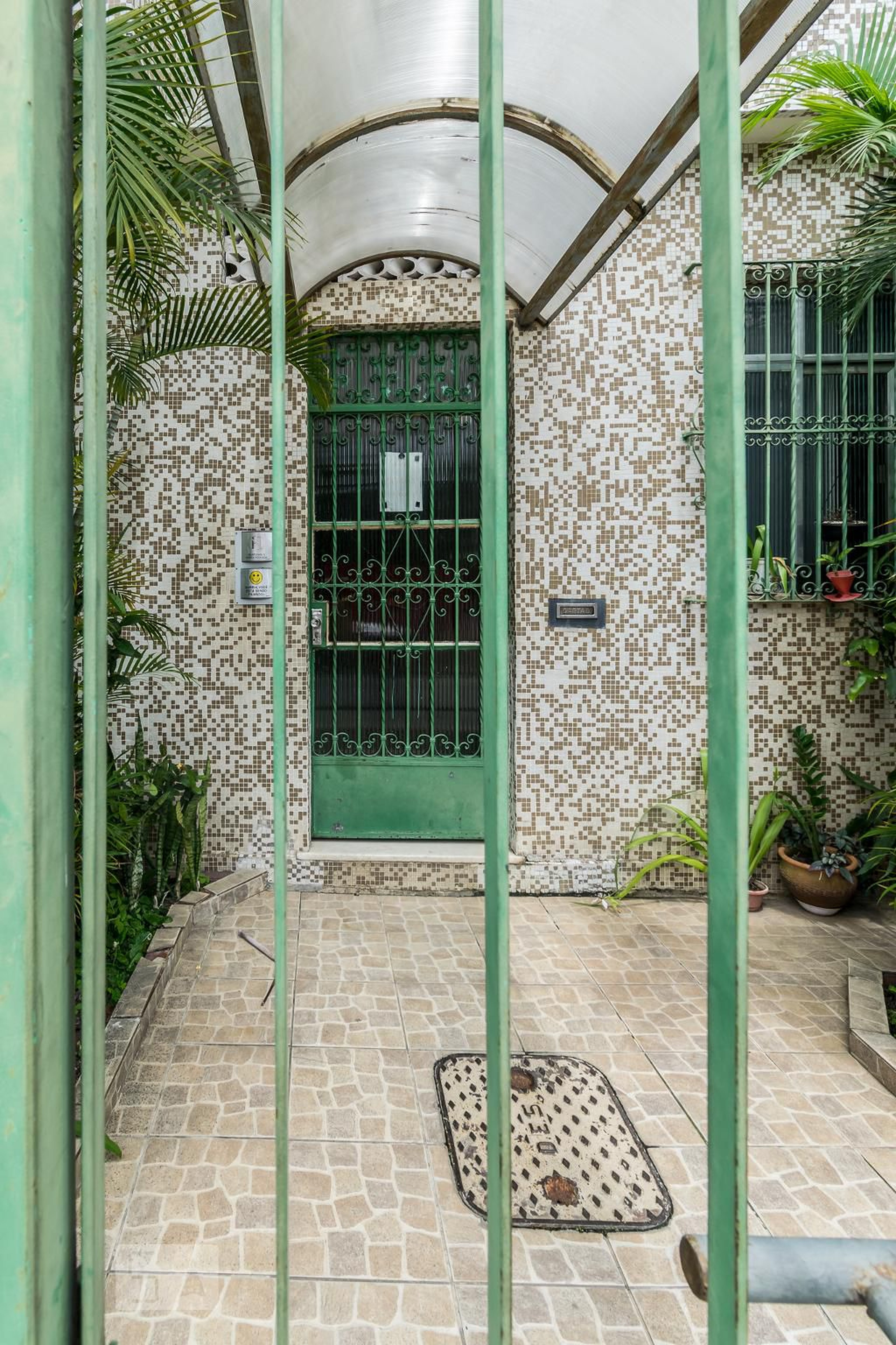 Entrada do Prédio - null