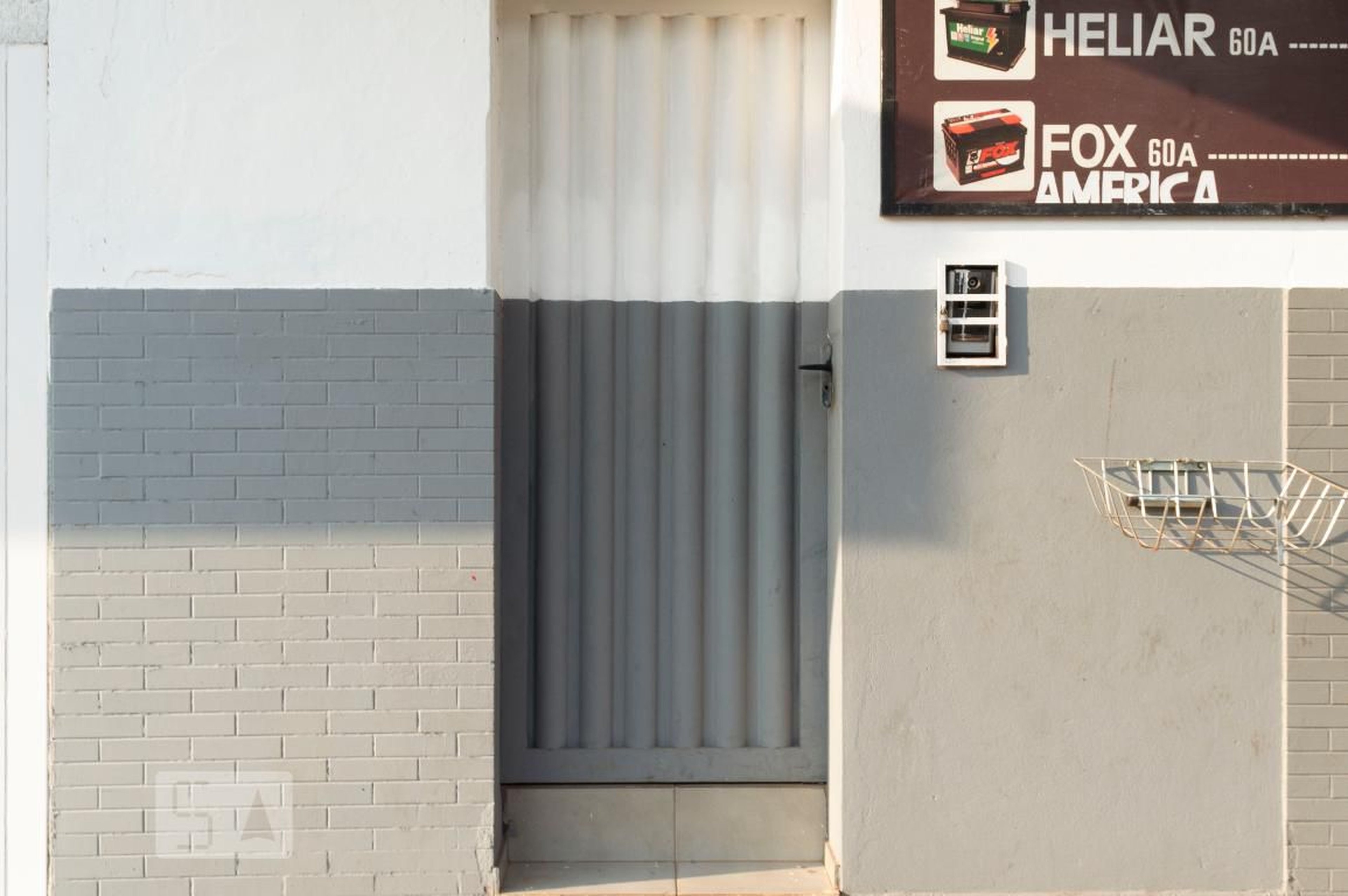 Fachada Condomínio em Rua Montreal, 145