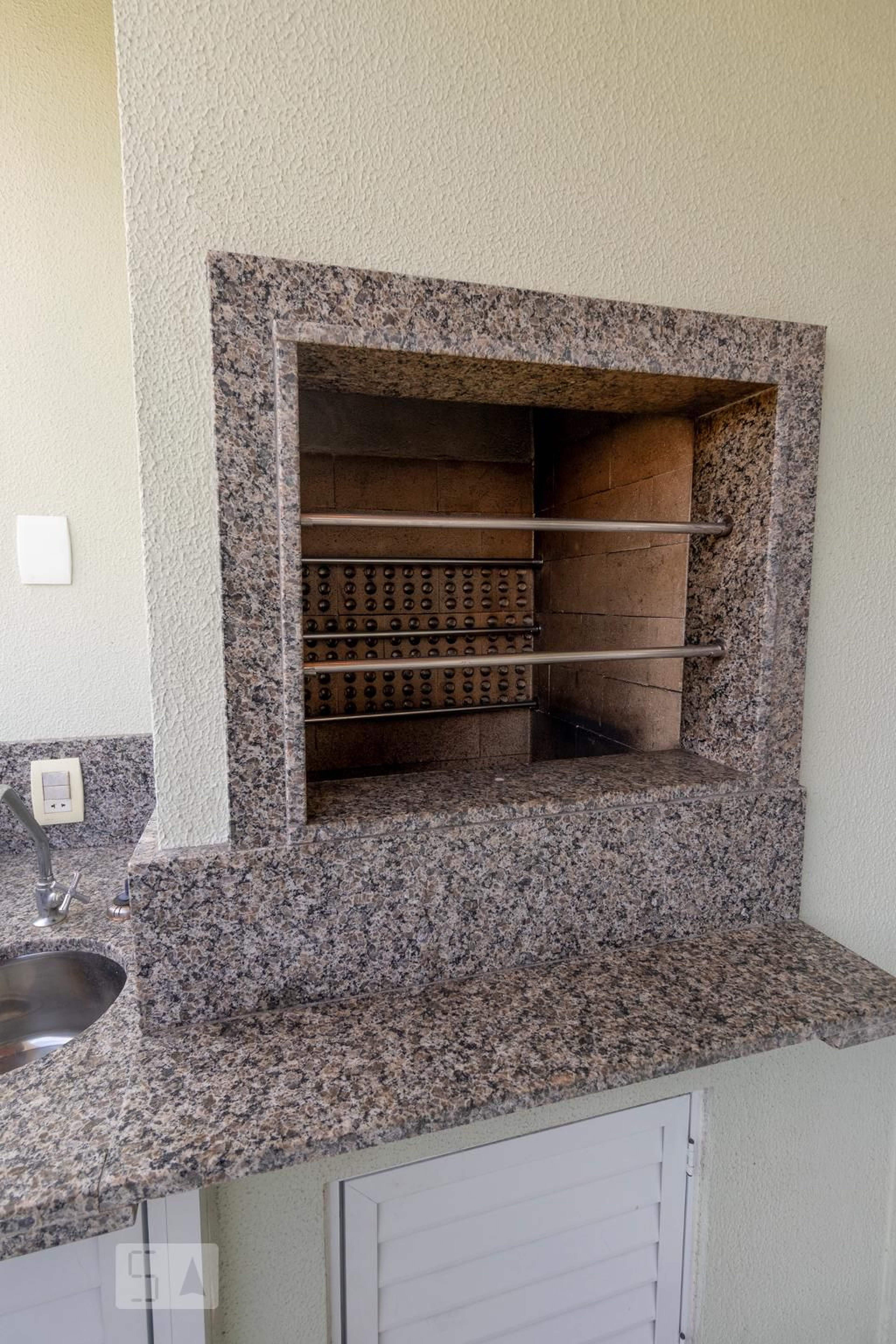 Churrasqueira - Edifício José Darlos