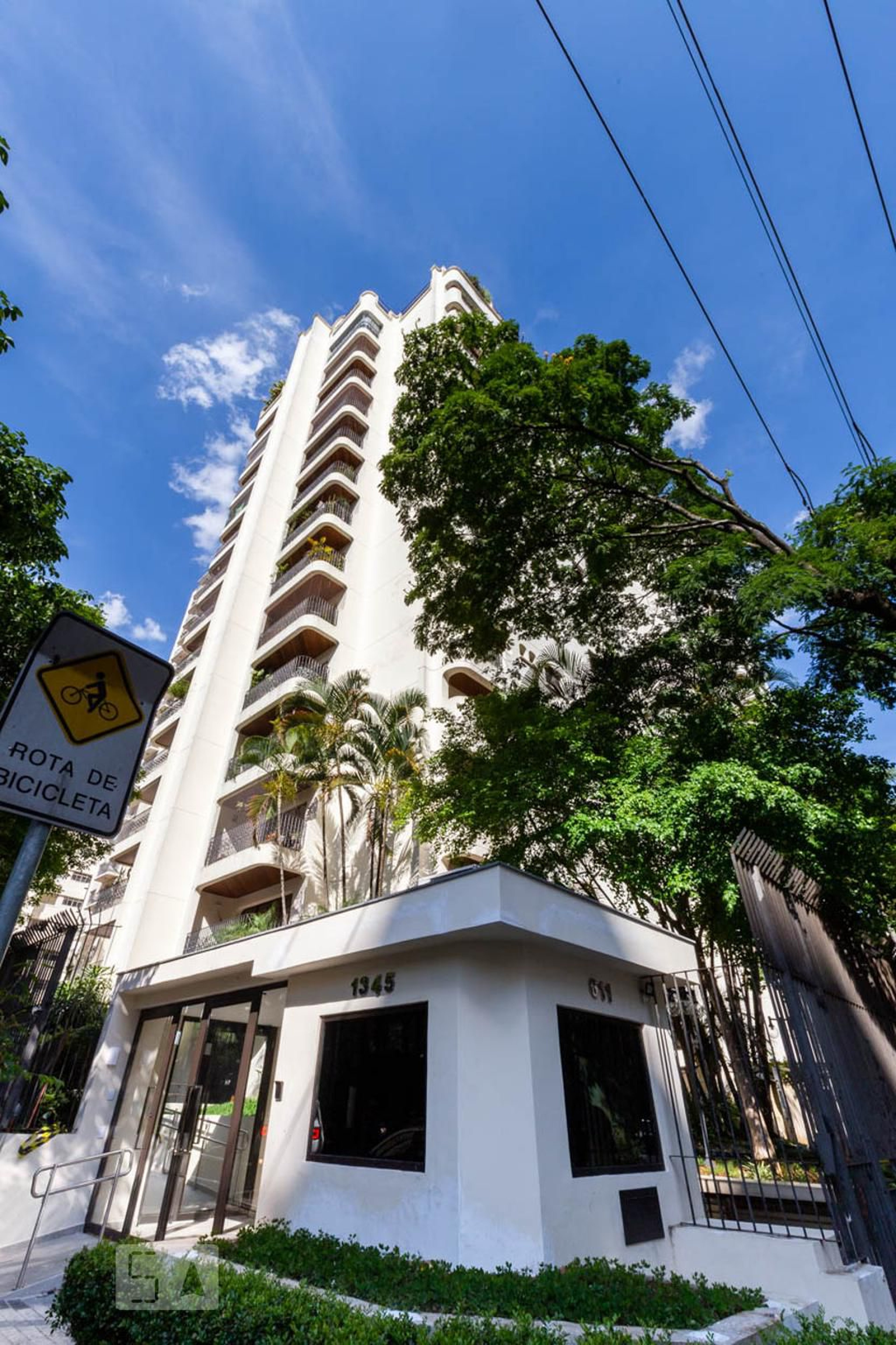 Fachada do Prédio Condomínio Villa D Este