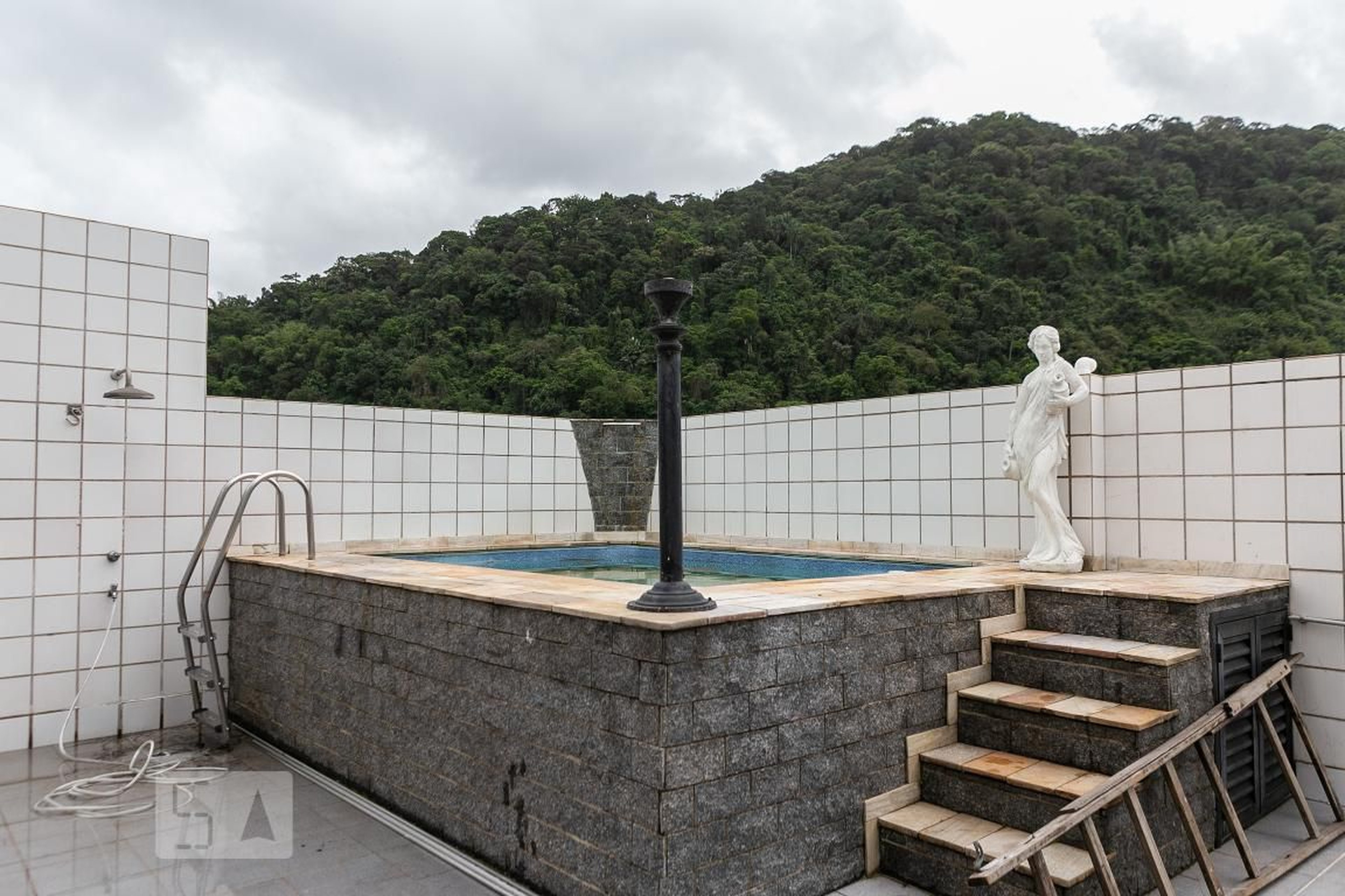 Piscina - Parque Suiço