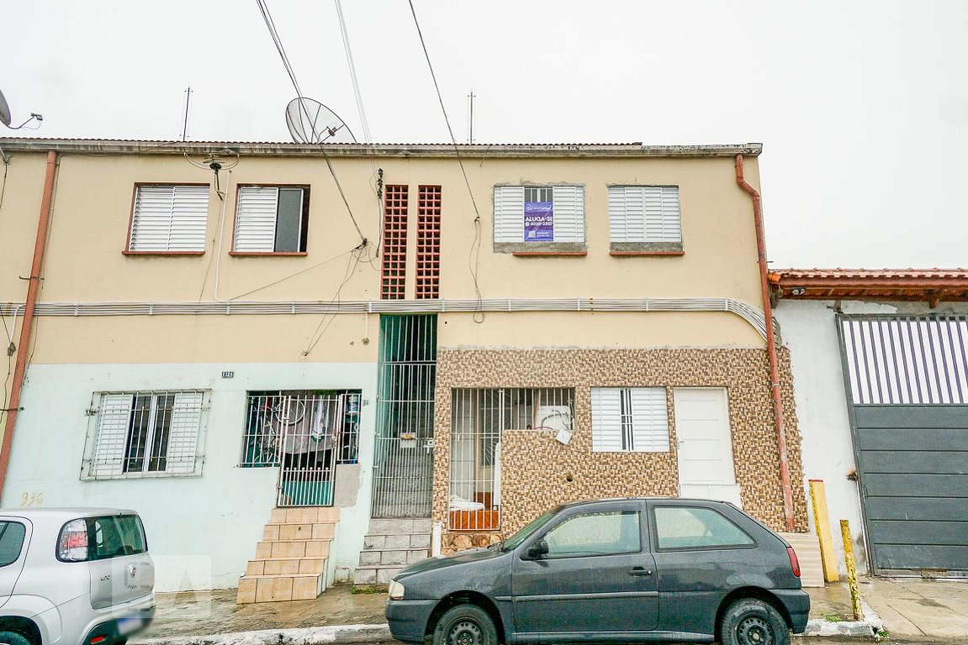 Fachada Condomínio em Rua Evans, 934