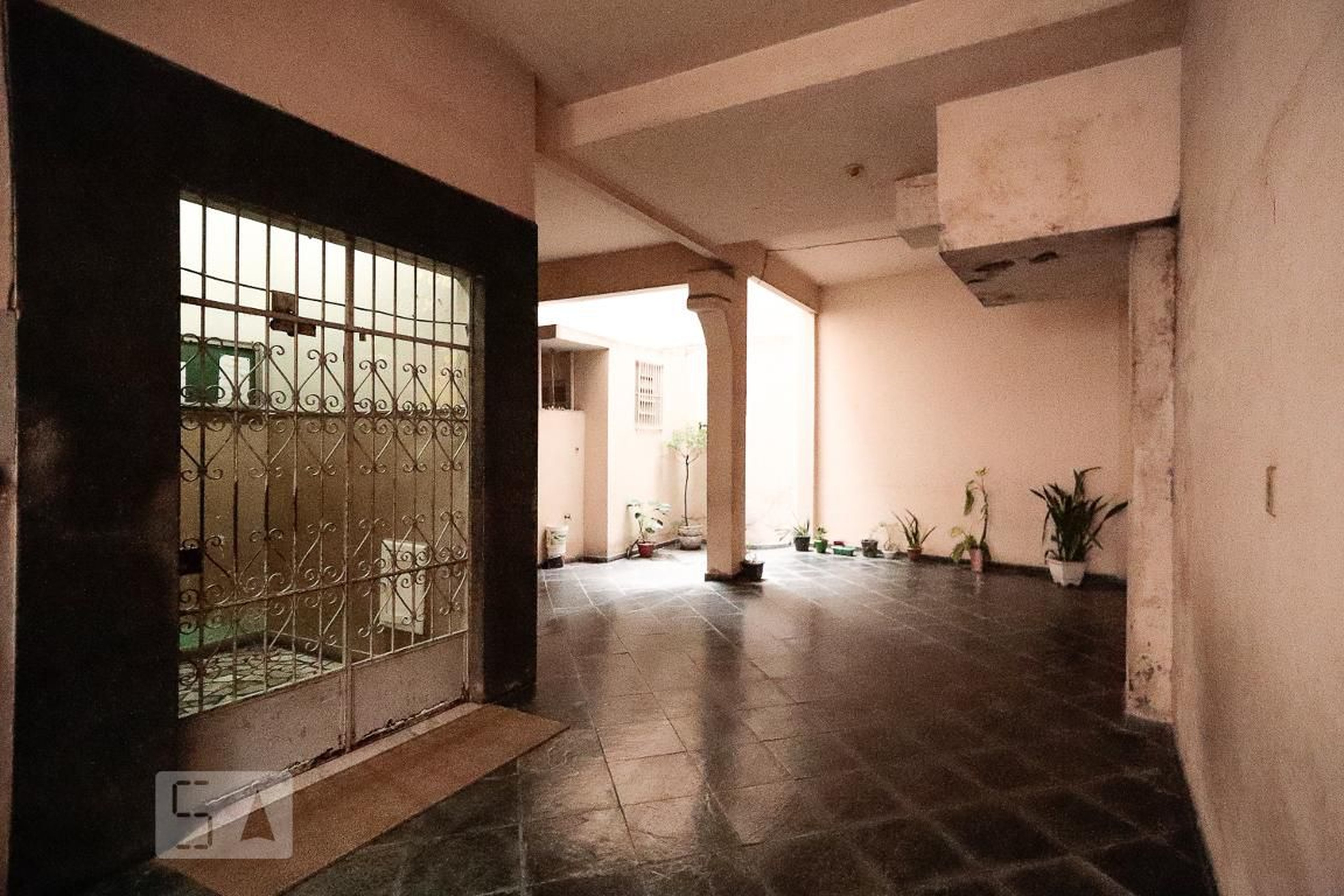 Entrada - Edifício Aristides Caire