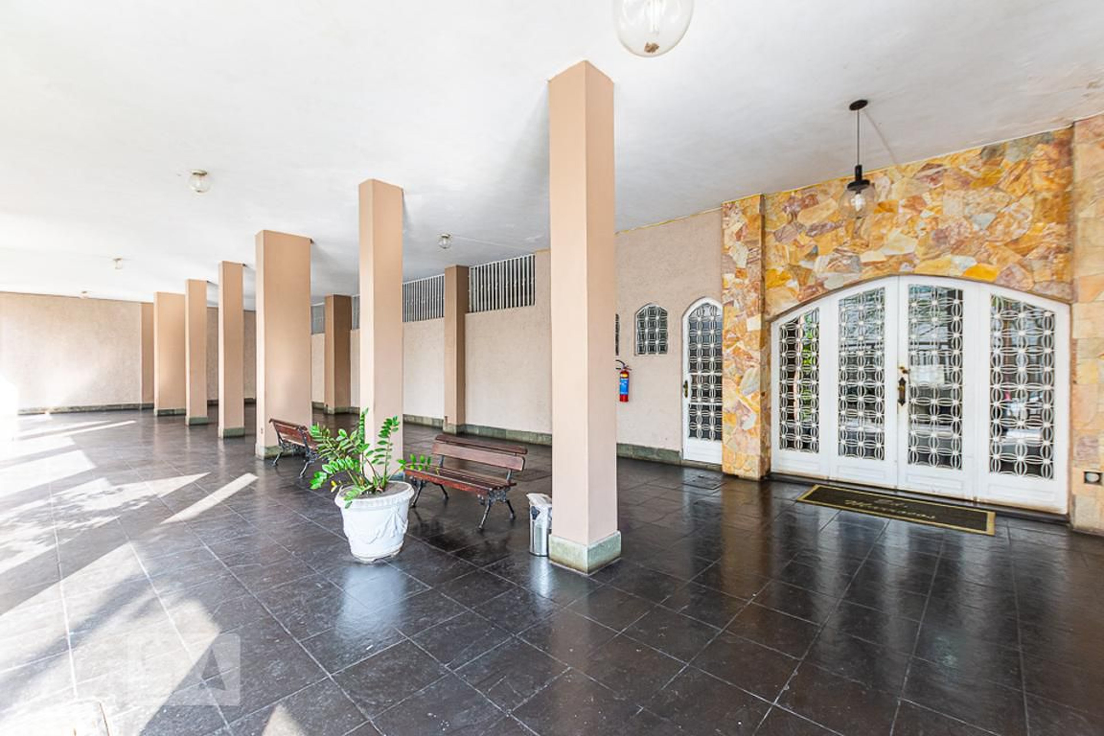 Entrada - Edifício Marrocos