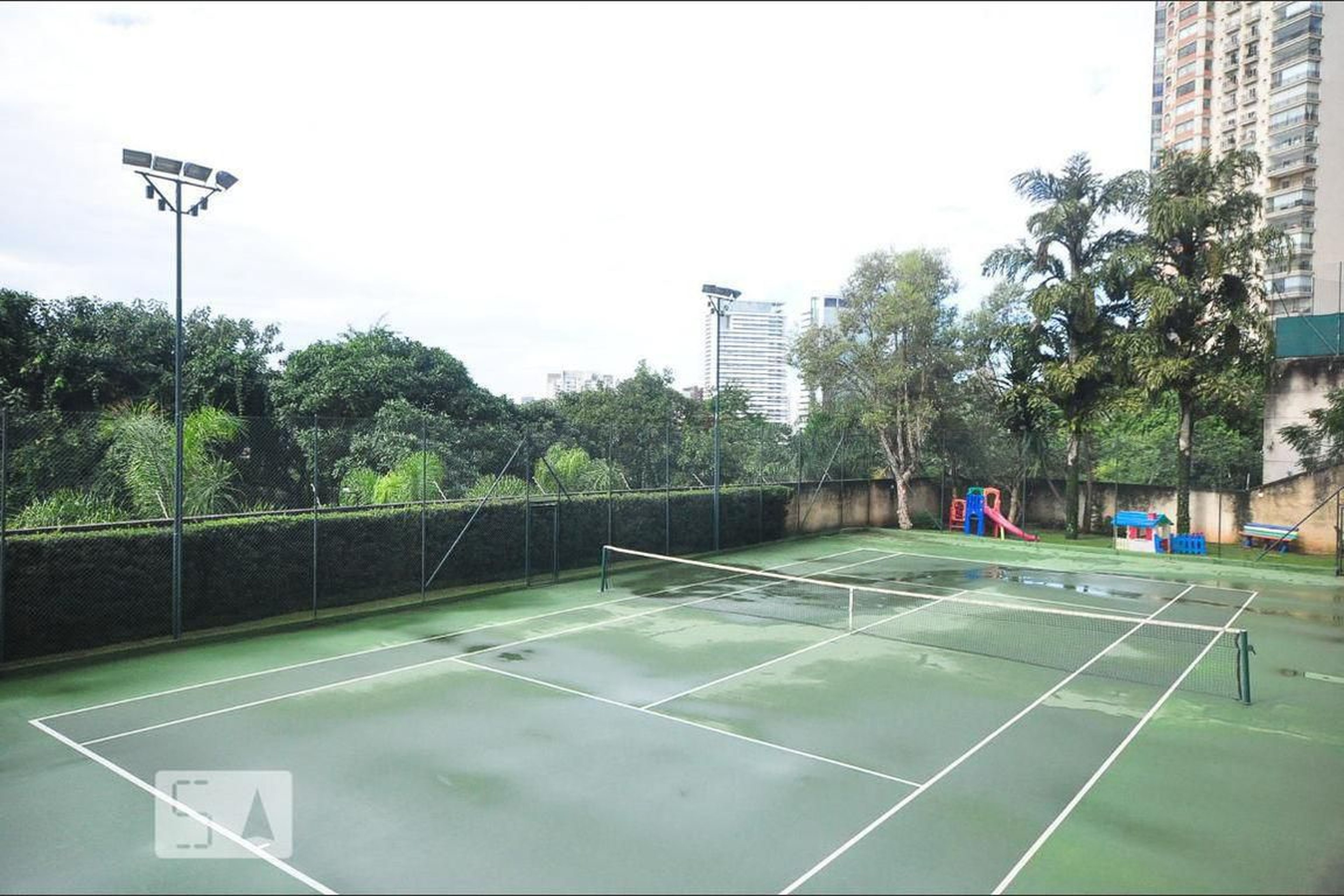 Quadra - Caroline Mahal