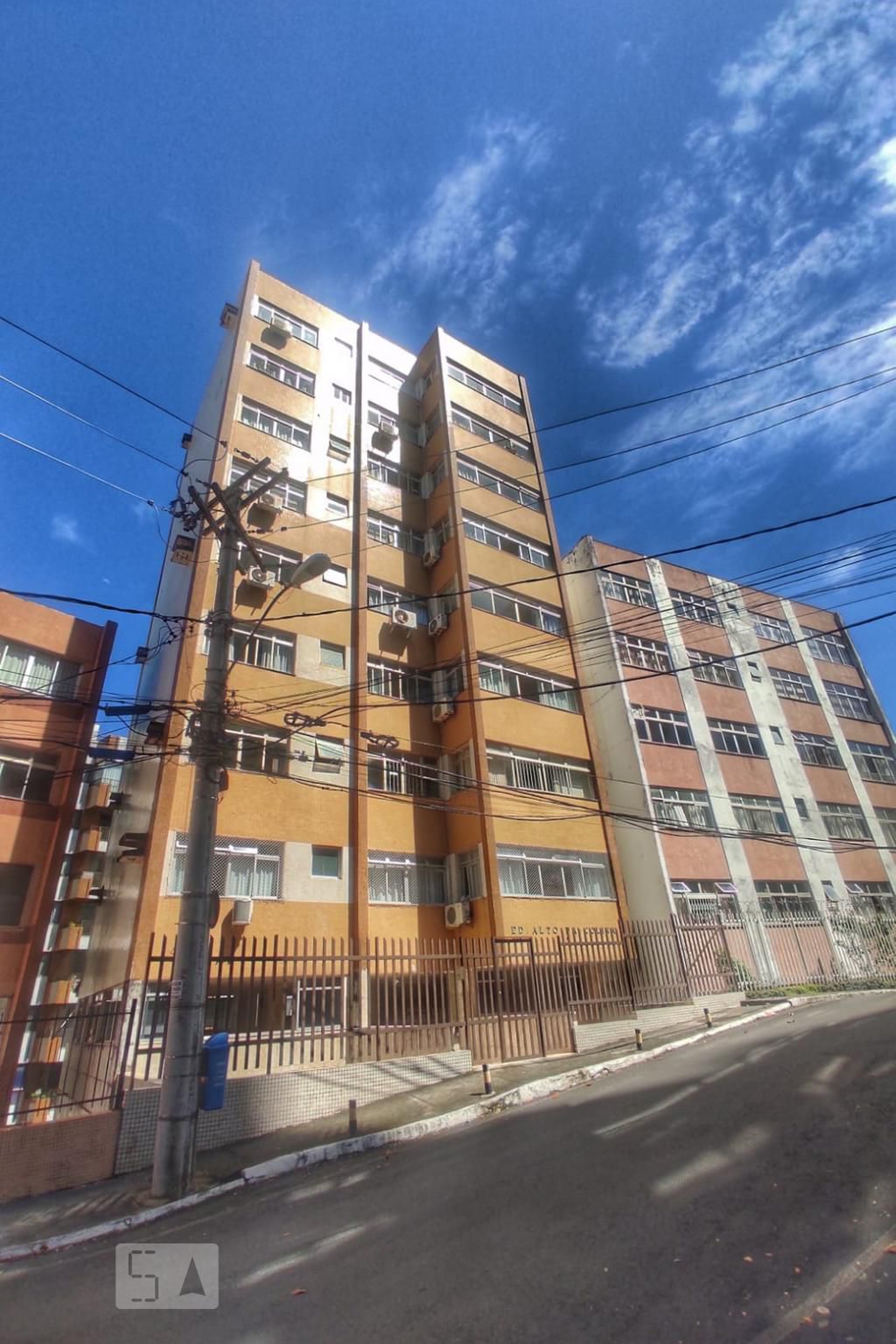 Fachada do Prédio Condomínio Alto da Colina