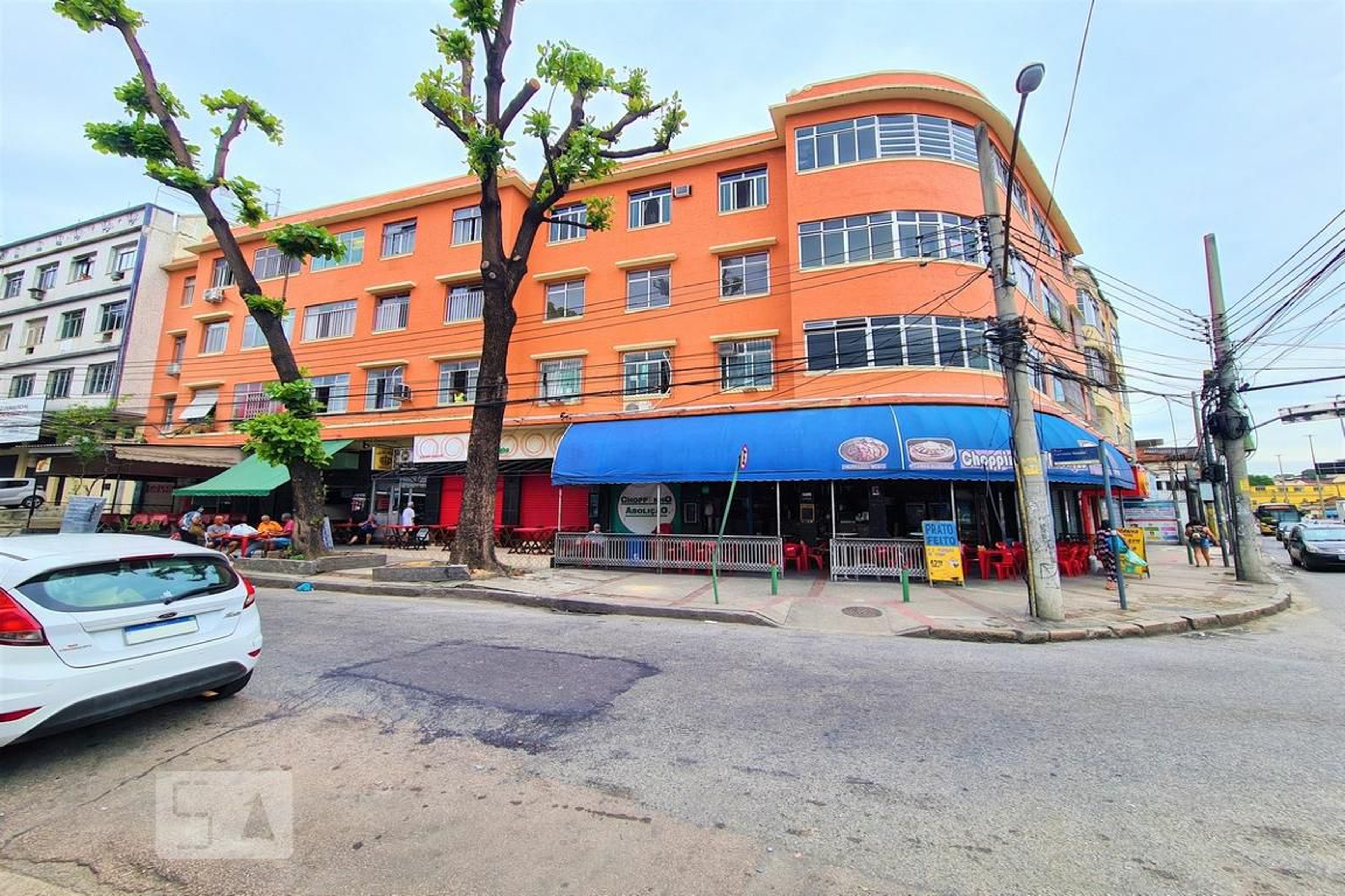 Fachada Condomínio em Avenida Dom Hélder Câmara, 7459