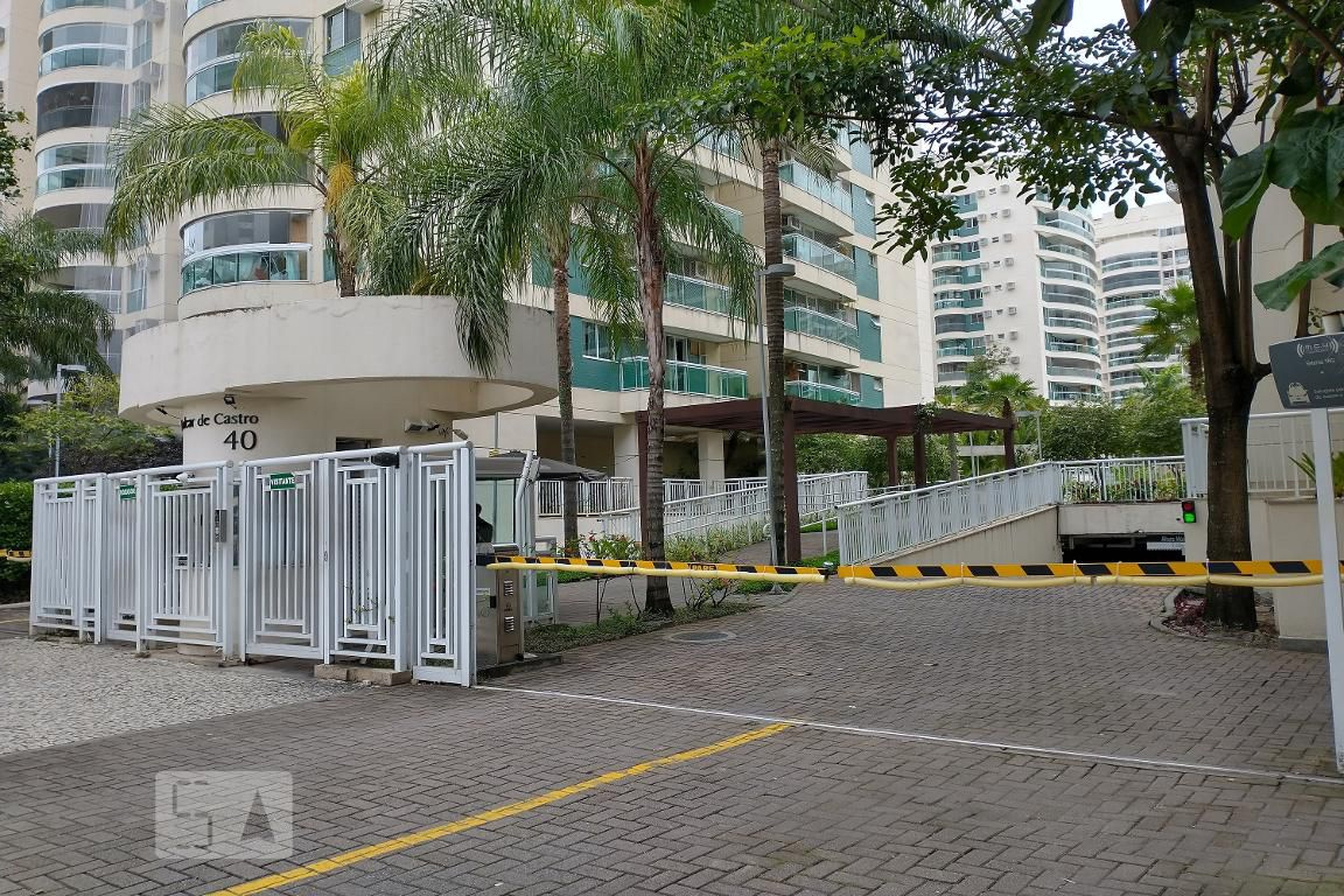 Fachada do Condomínio Condomínio Verano