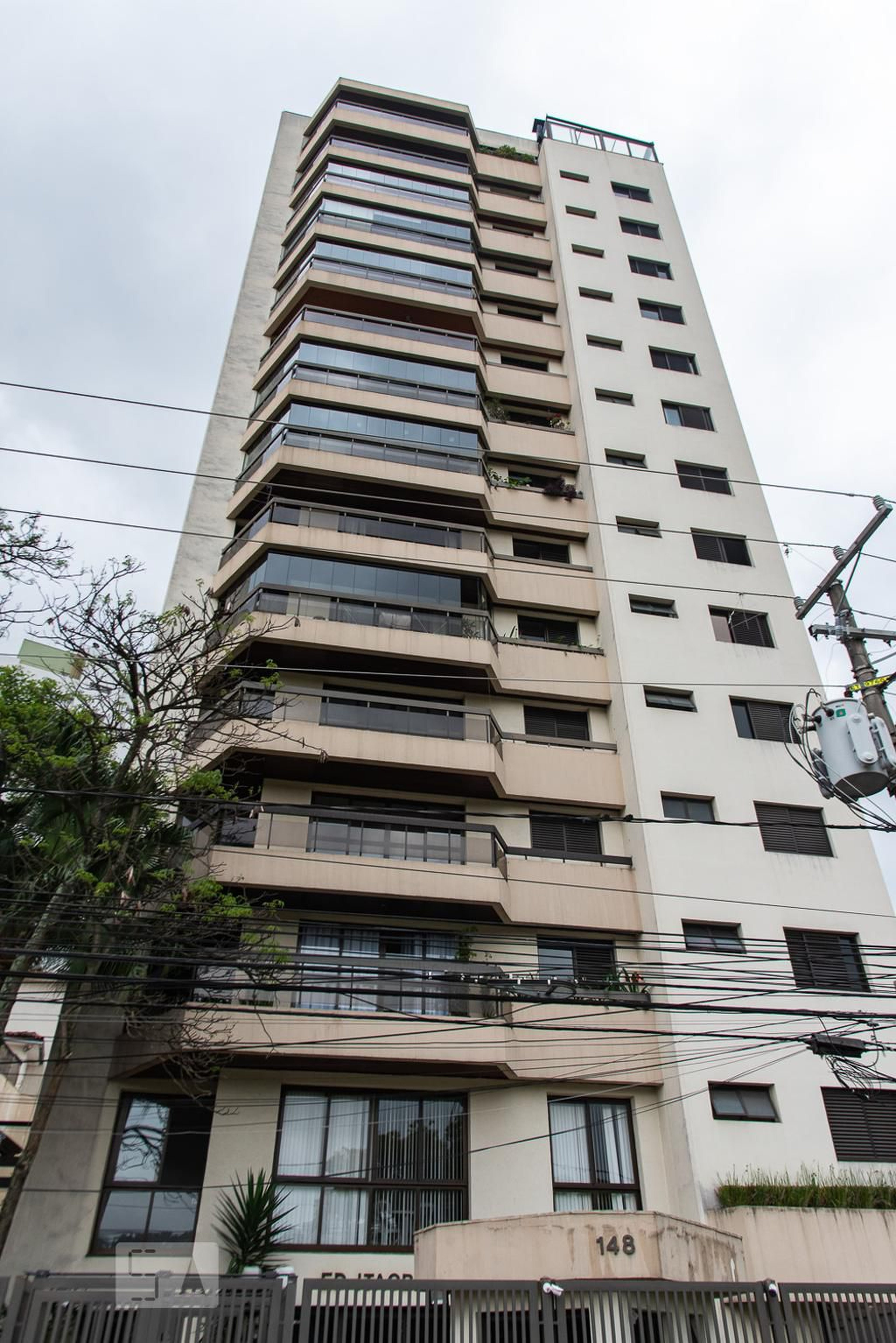 Fachada Condomínio Conedifício Itaobi