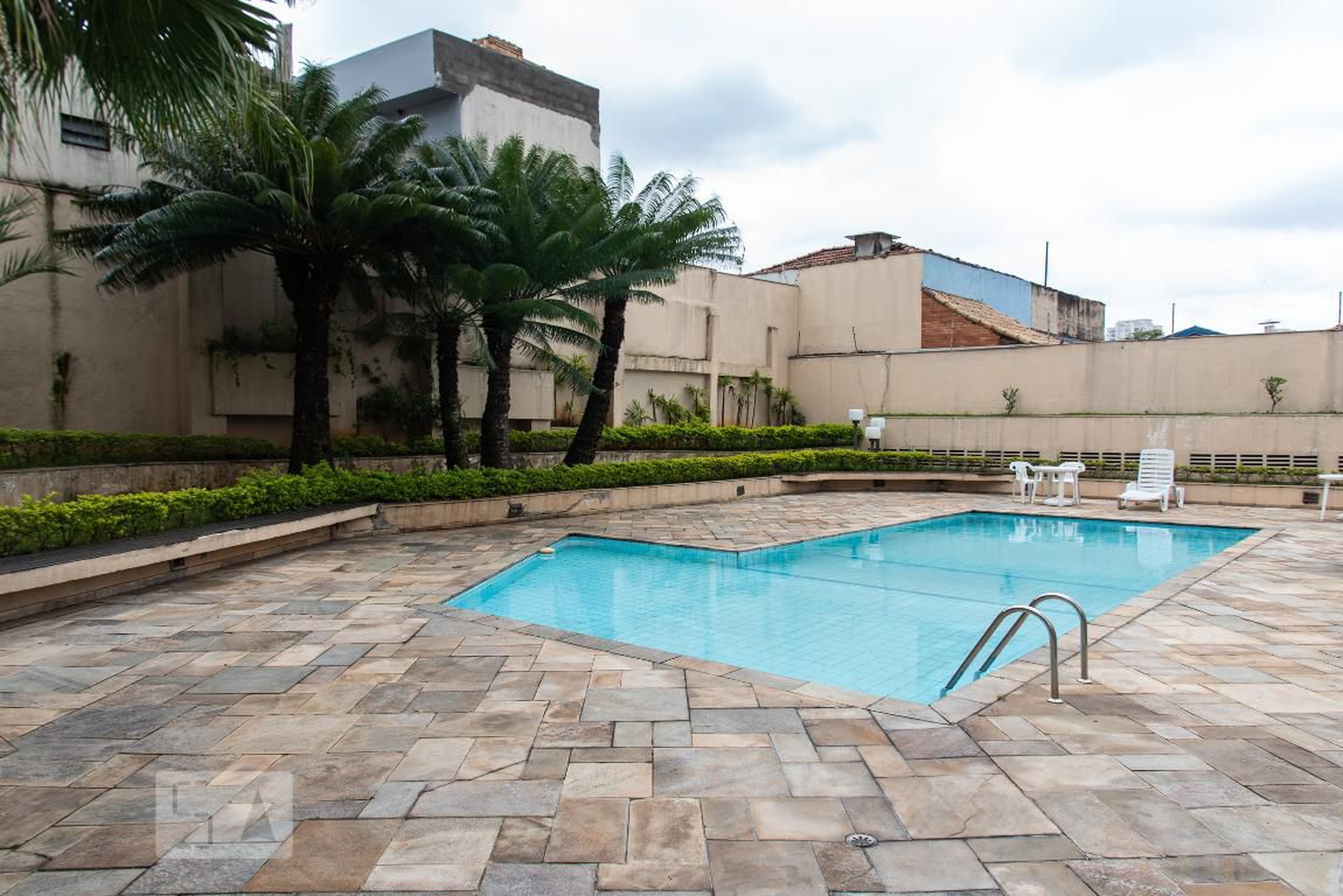 Piscina - Conedifício Itaobi