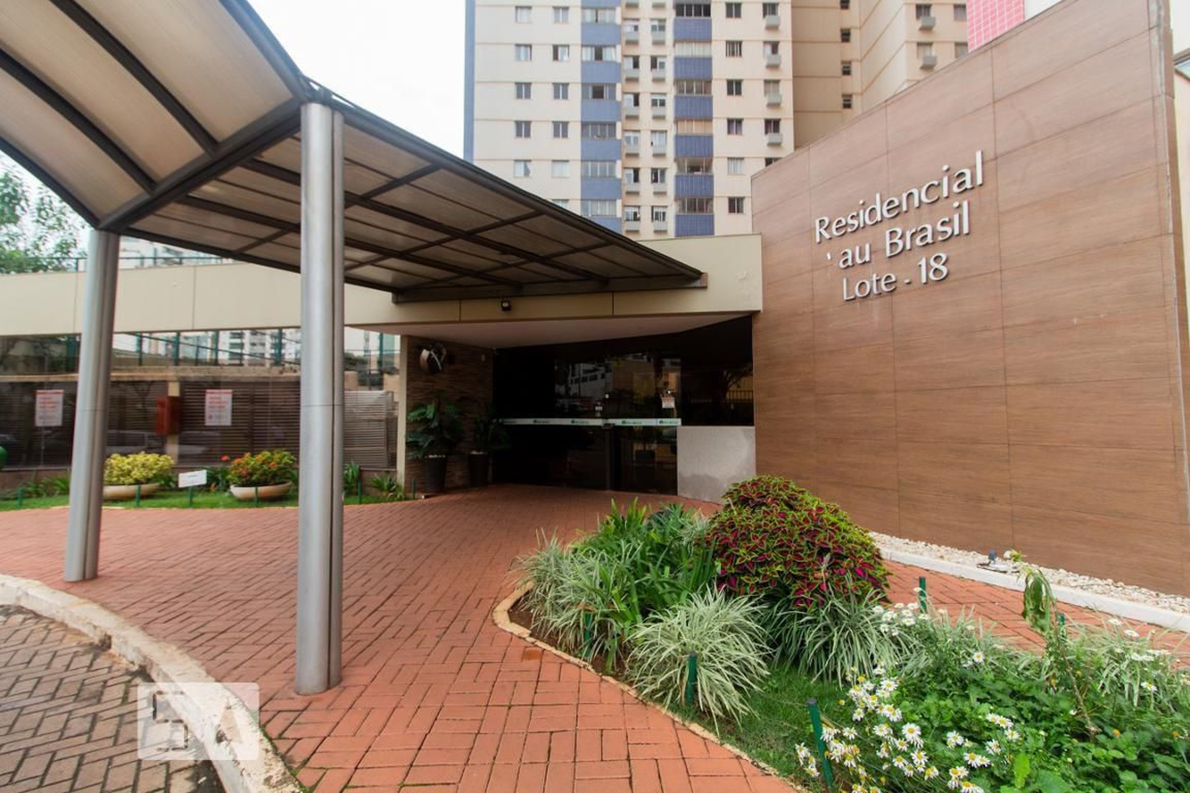 Fachada Condomínio Pau Brasil