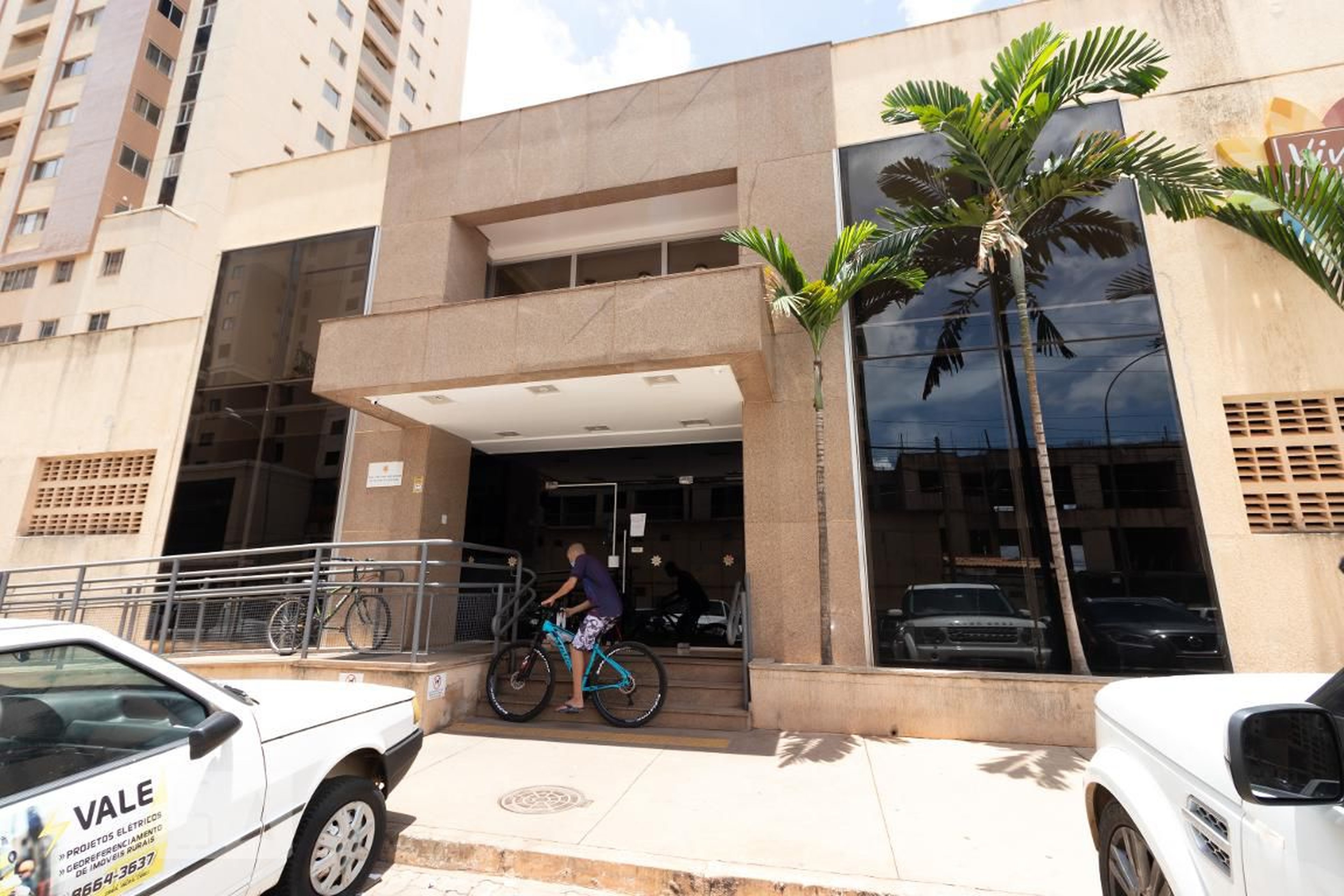 Fachada Condomínio em Quadra 301 Conjunto 1, 3