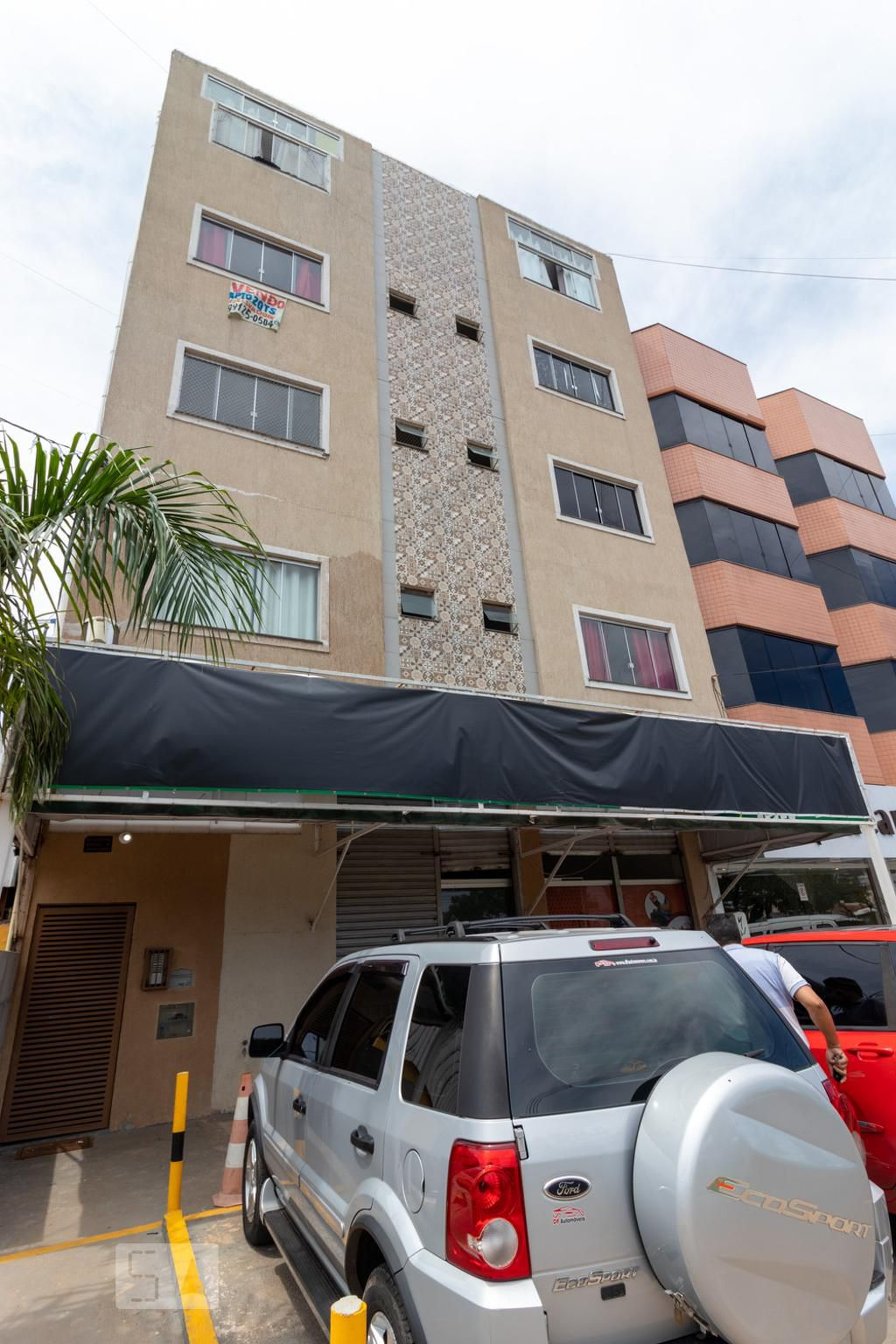 Fachada Condomínio em Avenida Sucupira, 105