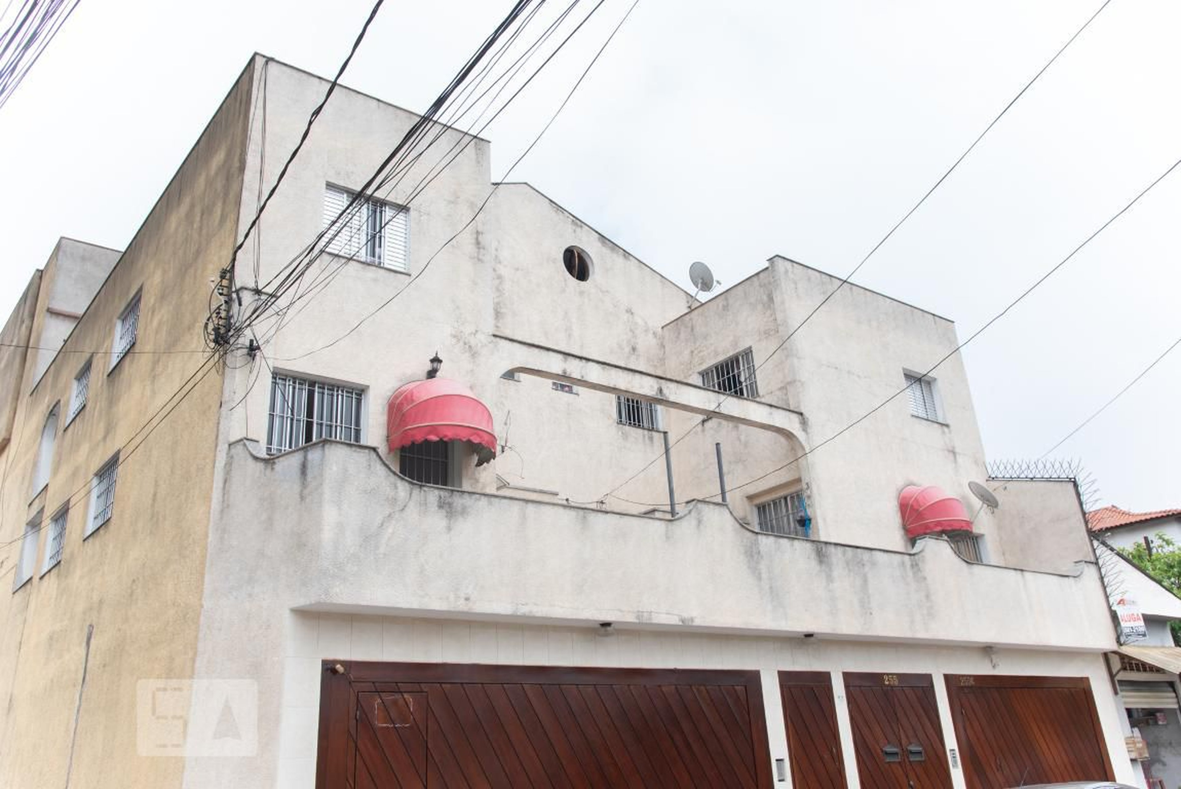 Fachada Condomínio em Rua Vera, 255