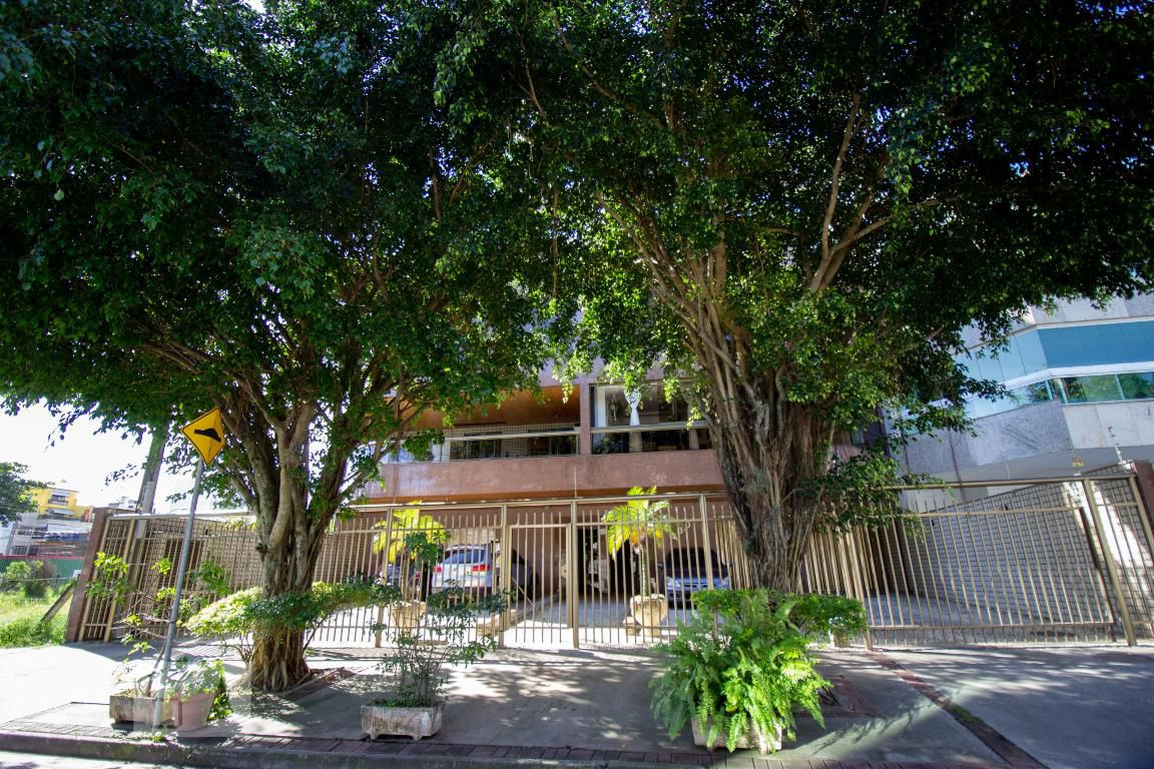 Fachada do Prédio Condomínio Gleba B