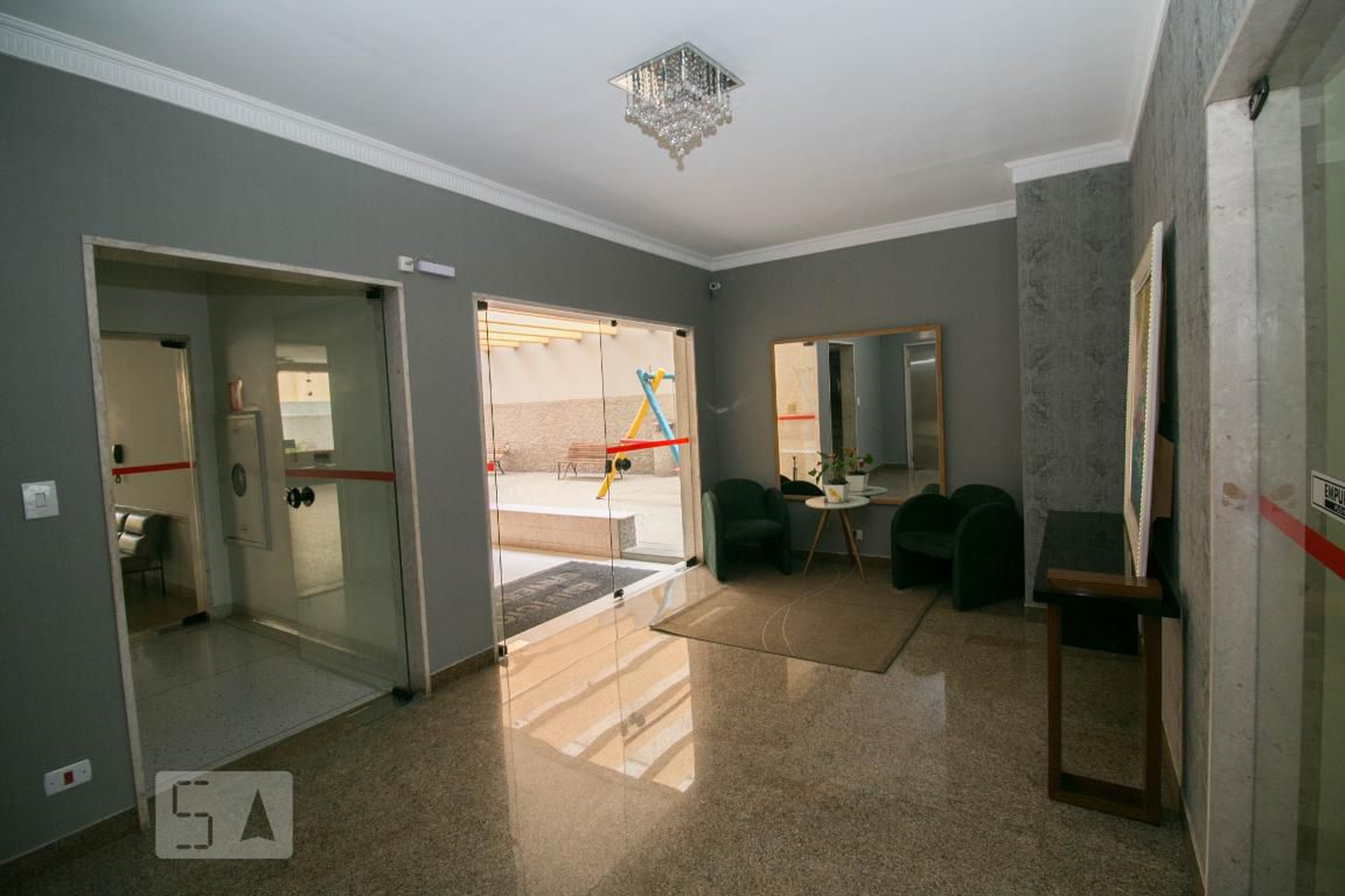 Hall de Entrada - Ernestina