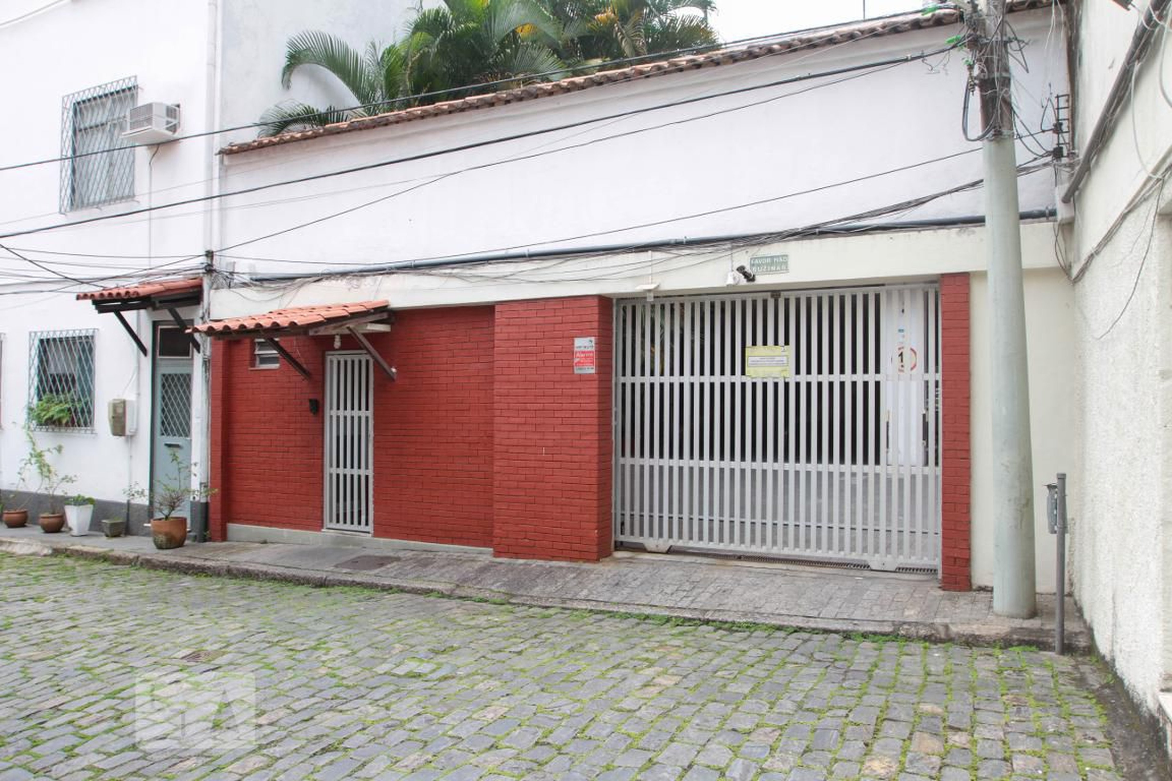 Entrada do Prédio - Edifício Solarium