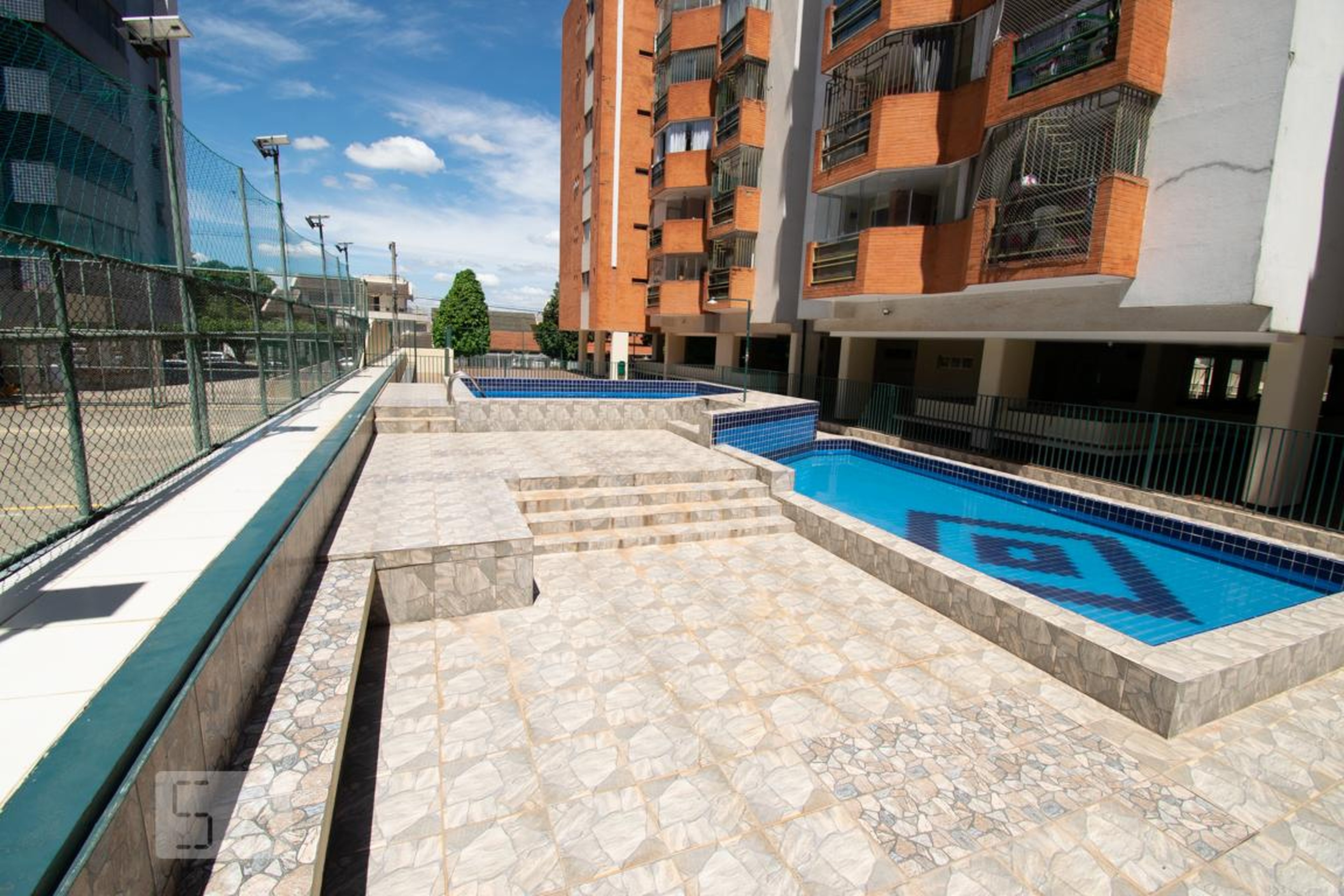 Piscina - Residencial Plaza