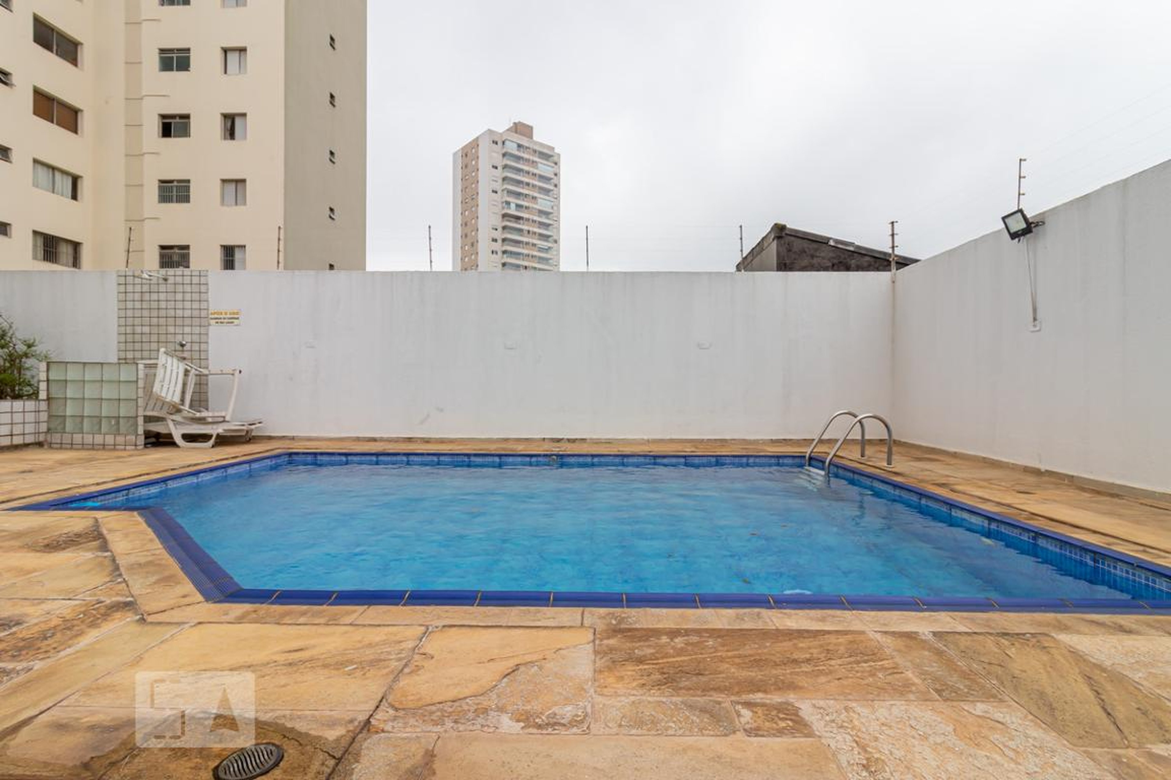 Piscina - Edifício Elisabeth