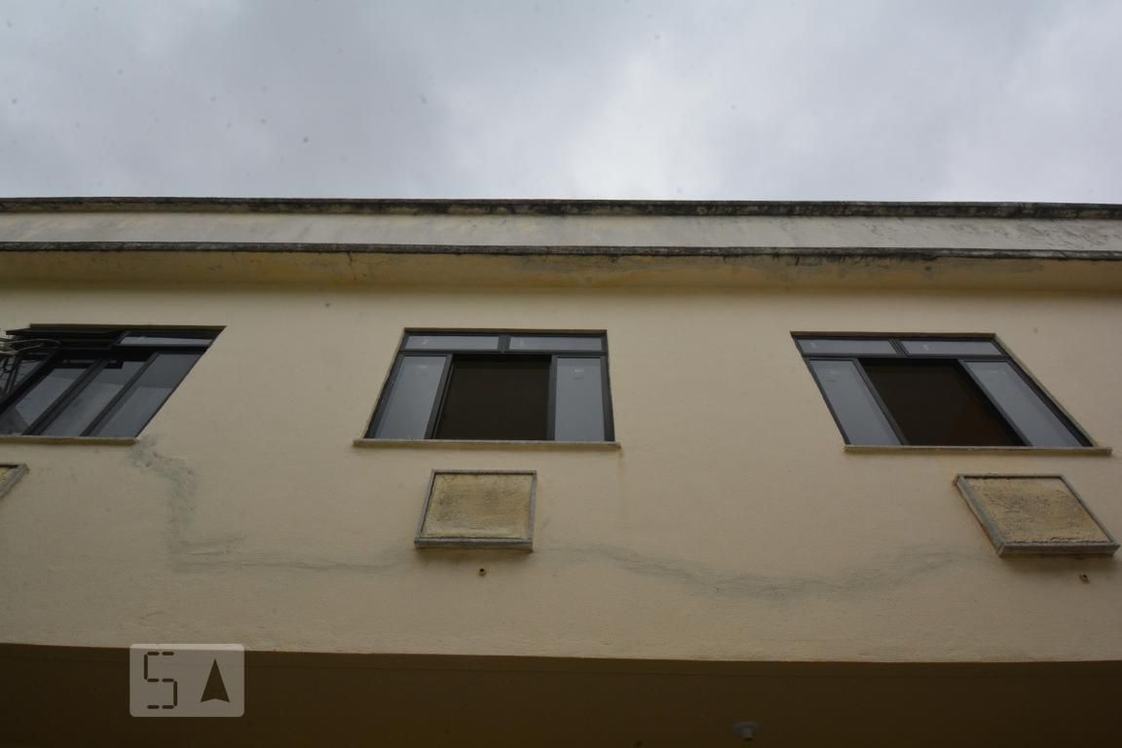 Fachada Condomínio em Rua do Queimado, 410