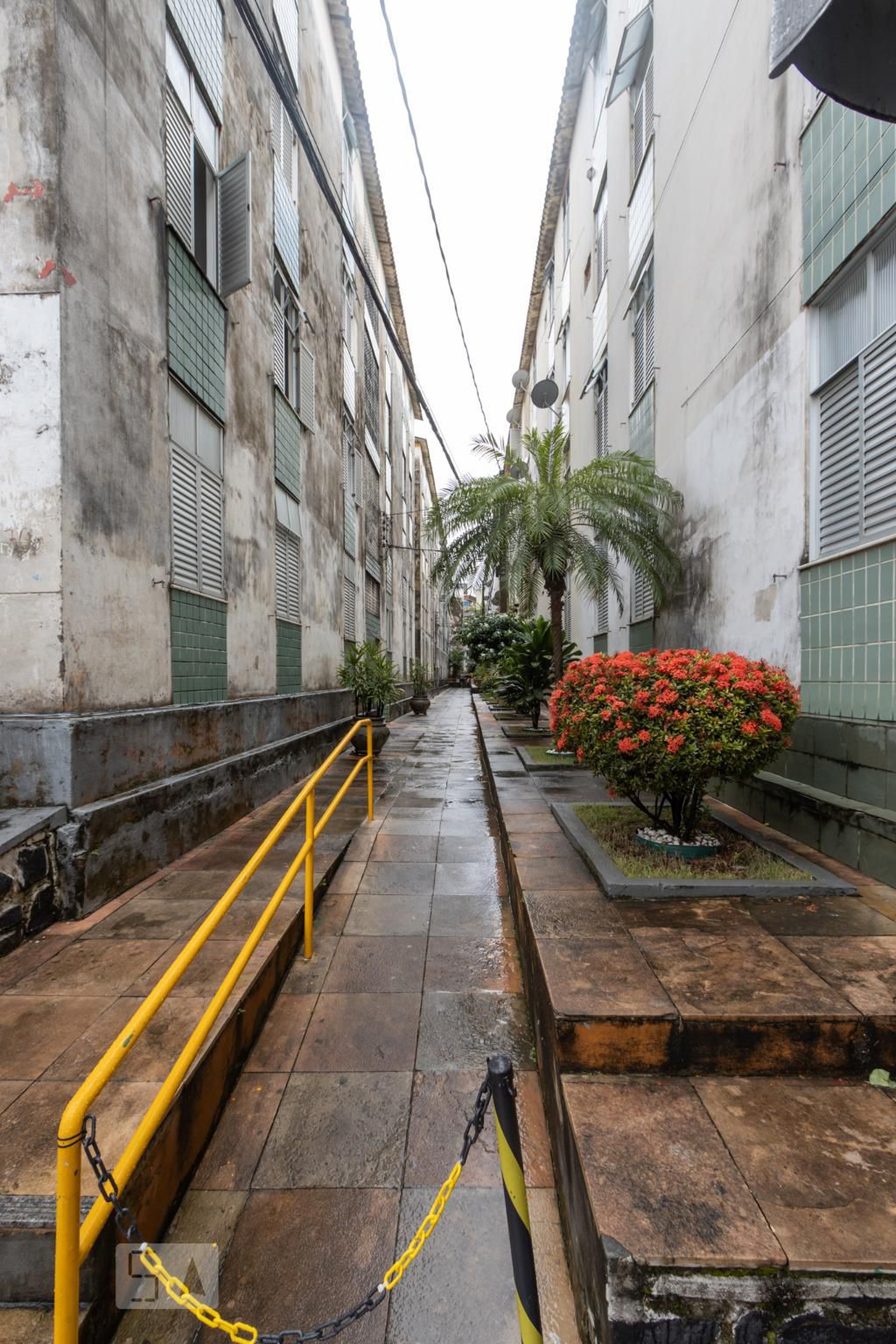 Fachada Condomínio em Rua Optaciano da Silva Oliveira, 120