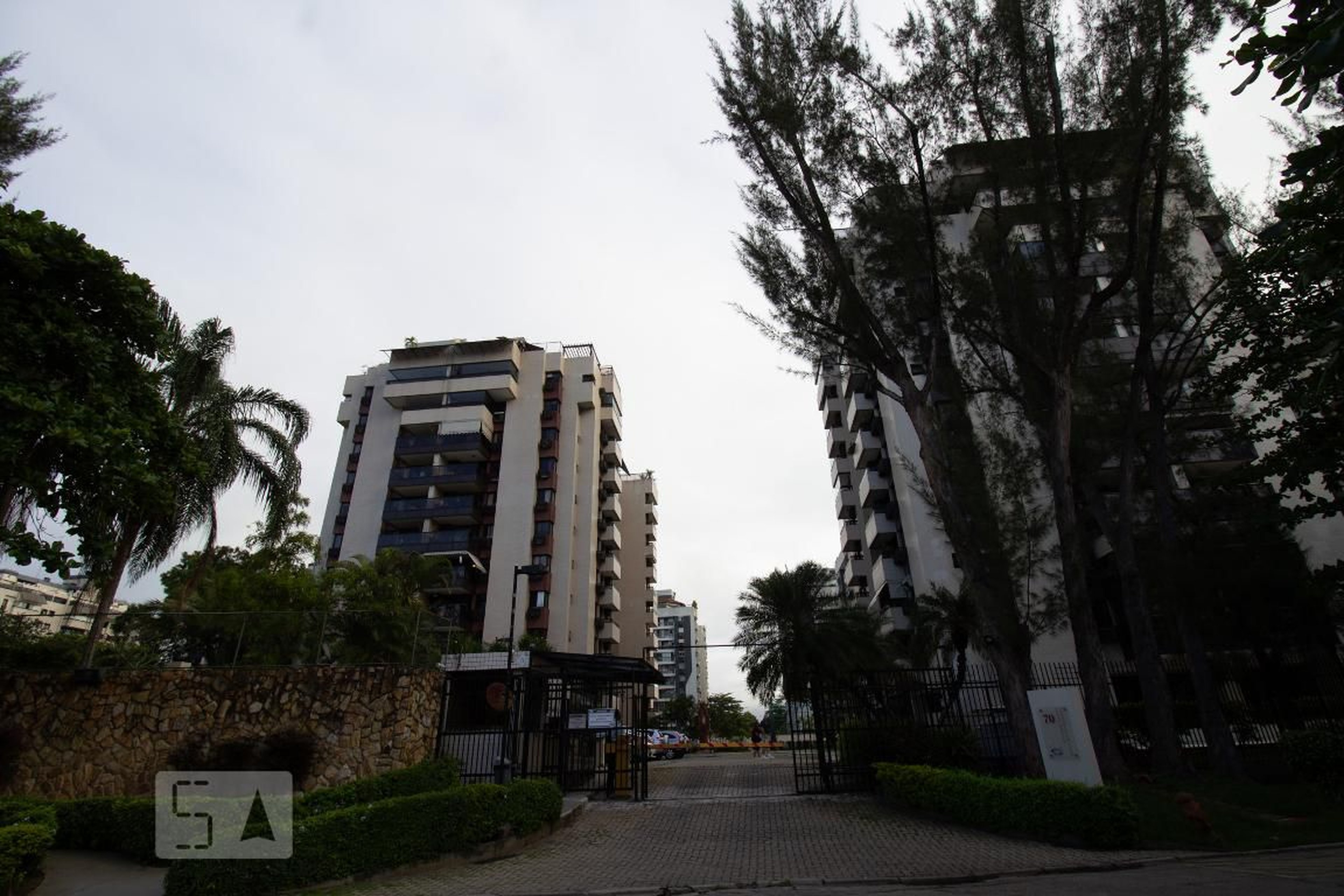 Fachada do Condomínio Condomínio Santa Mônica