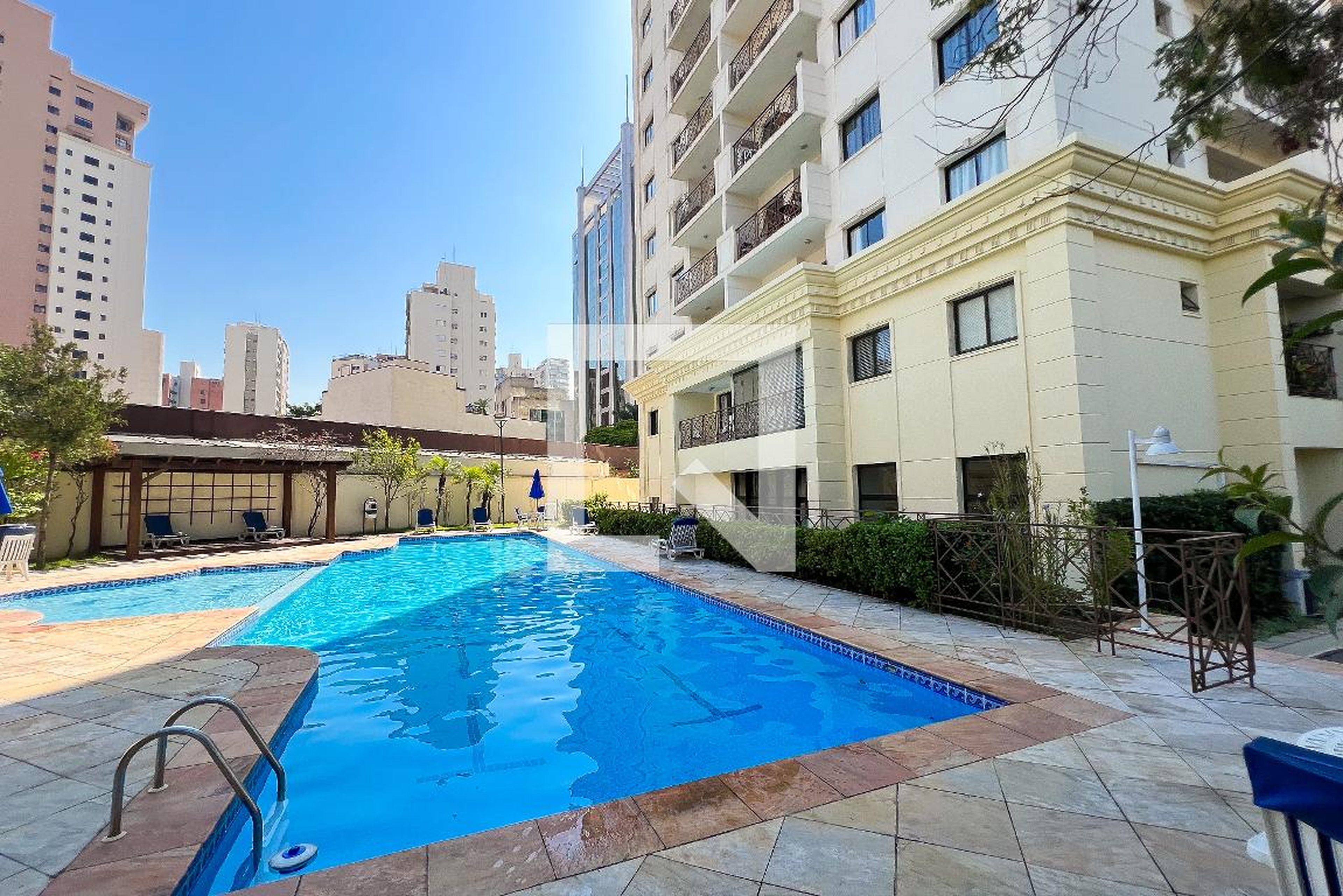 Piscina - Quality Suites Long Stay Vila Olímpia