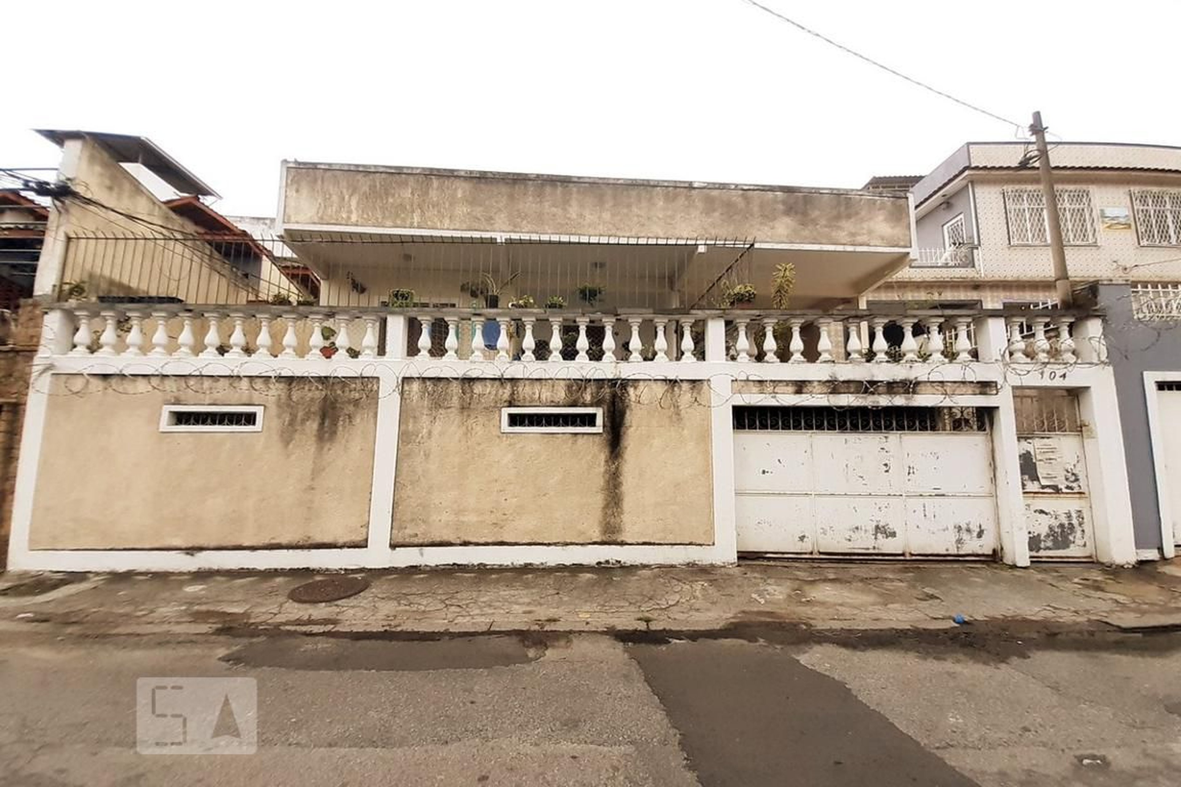 Fachada Condomínio em Rua José Roberto, 104