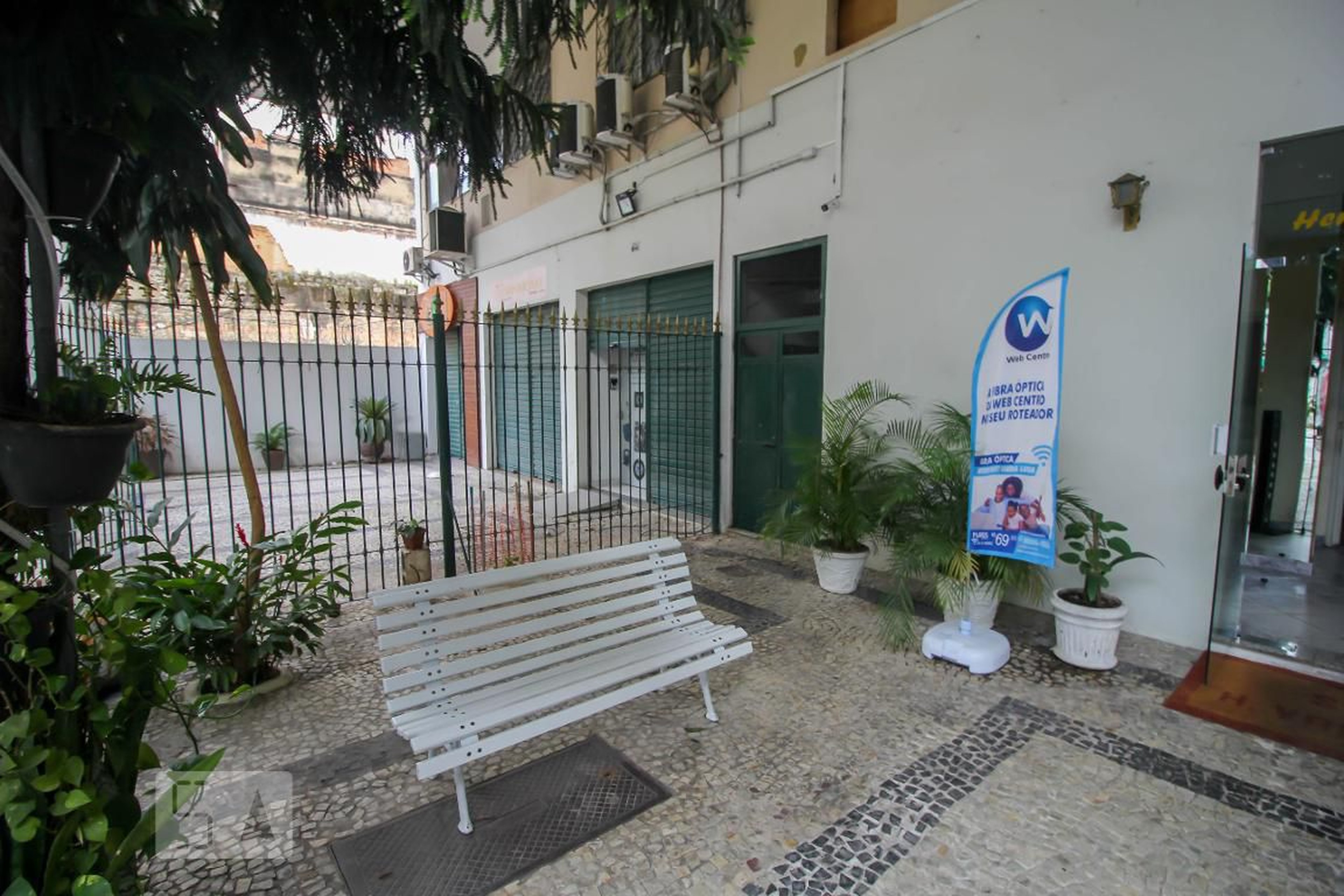 Área Externa - Edifício Solar Henrique Valadares