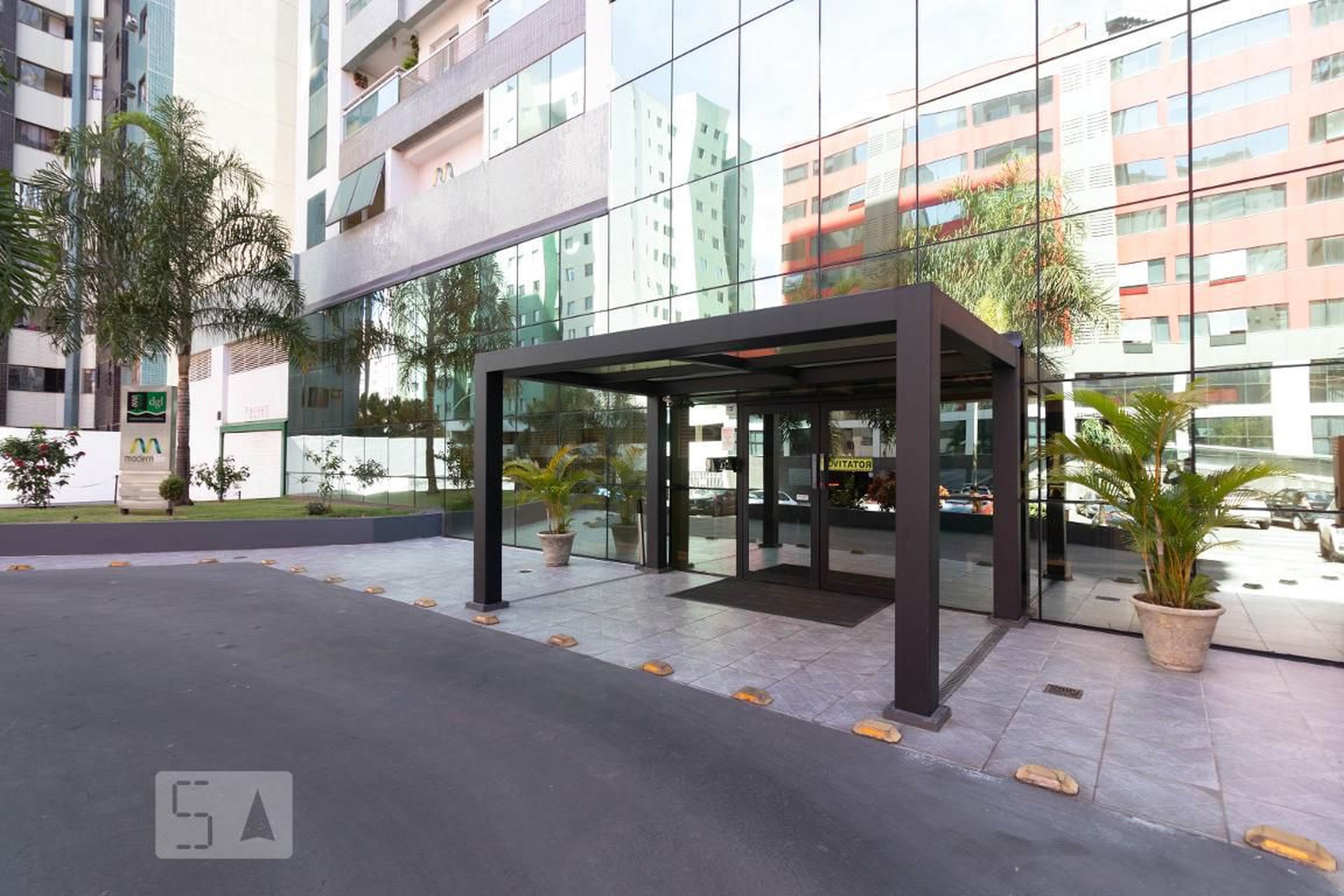 Fachada do Condominio Condomínio Modern Life