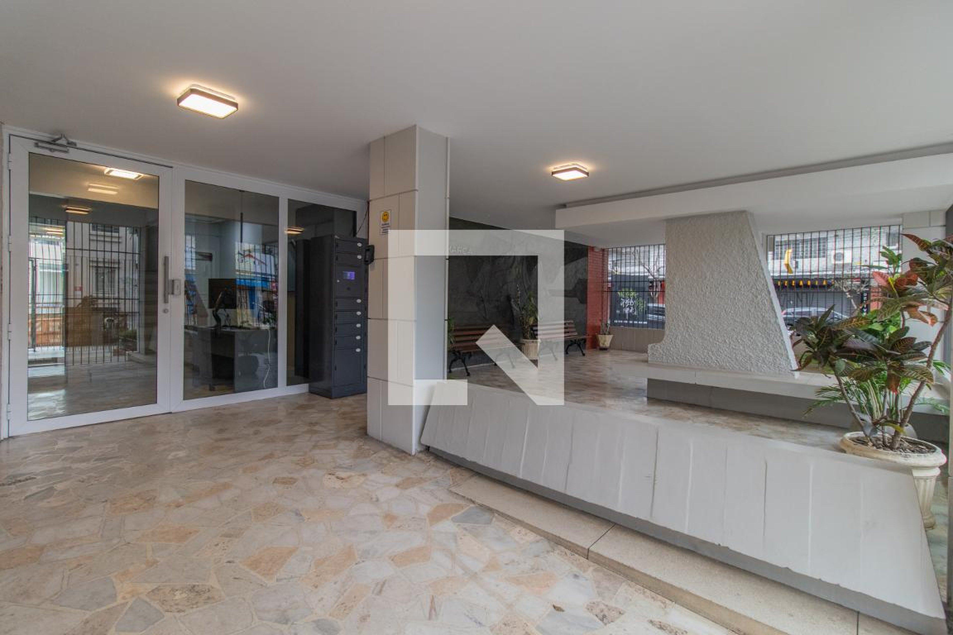 Entrada - Edifício Dinamarca