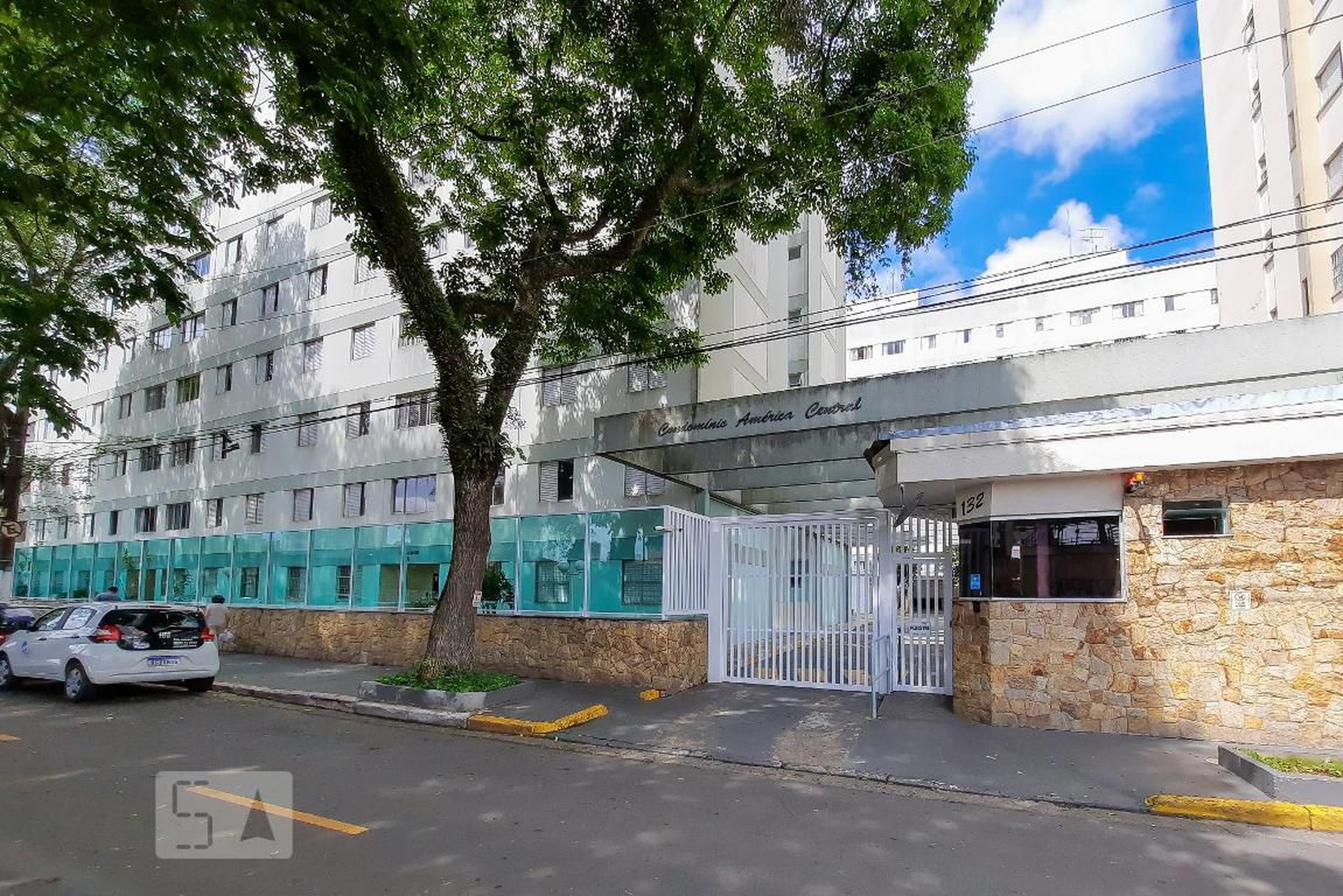 Fachada do Condomínio Condomínio América Central