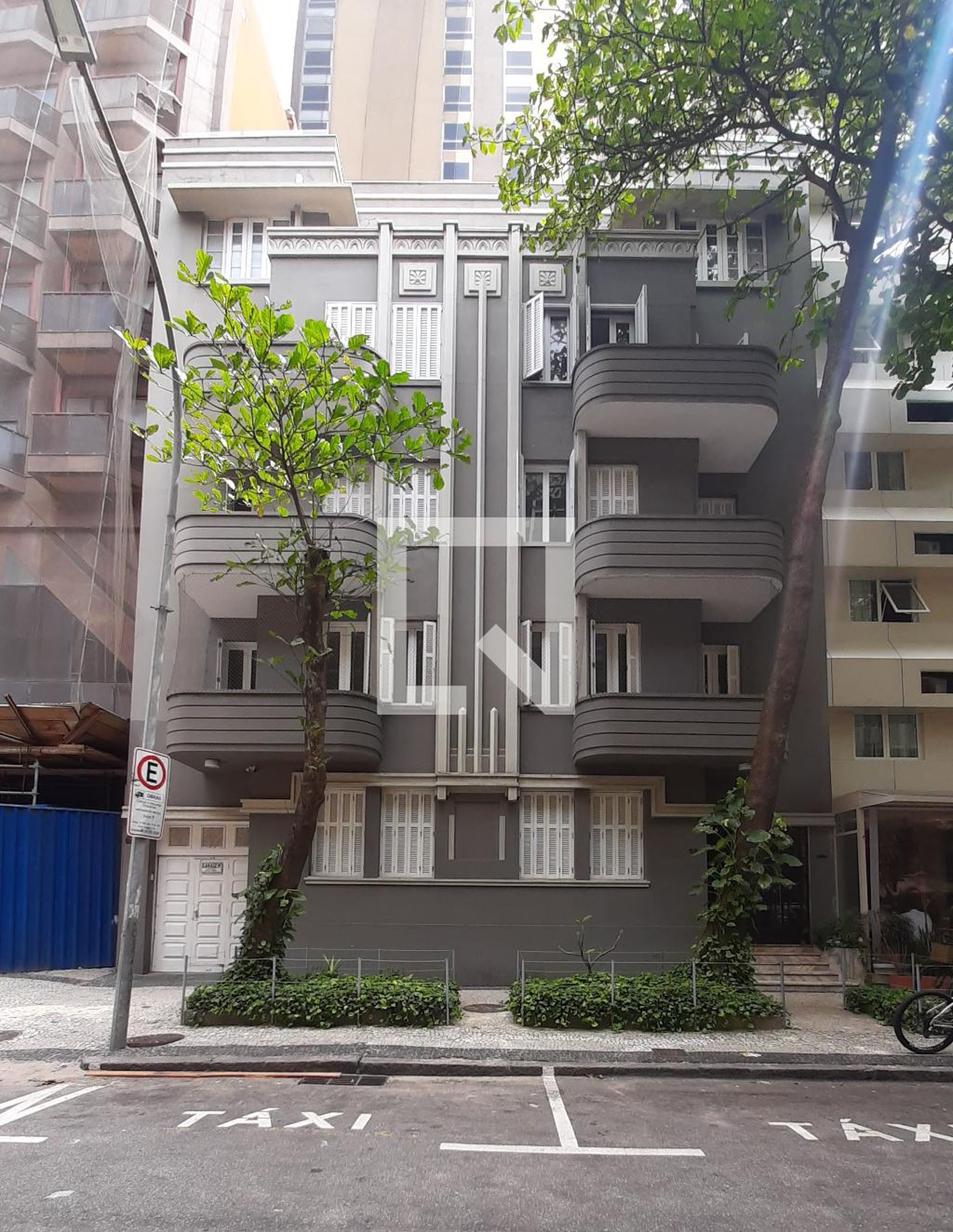 Fachada Condomínio Art Déco