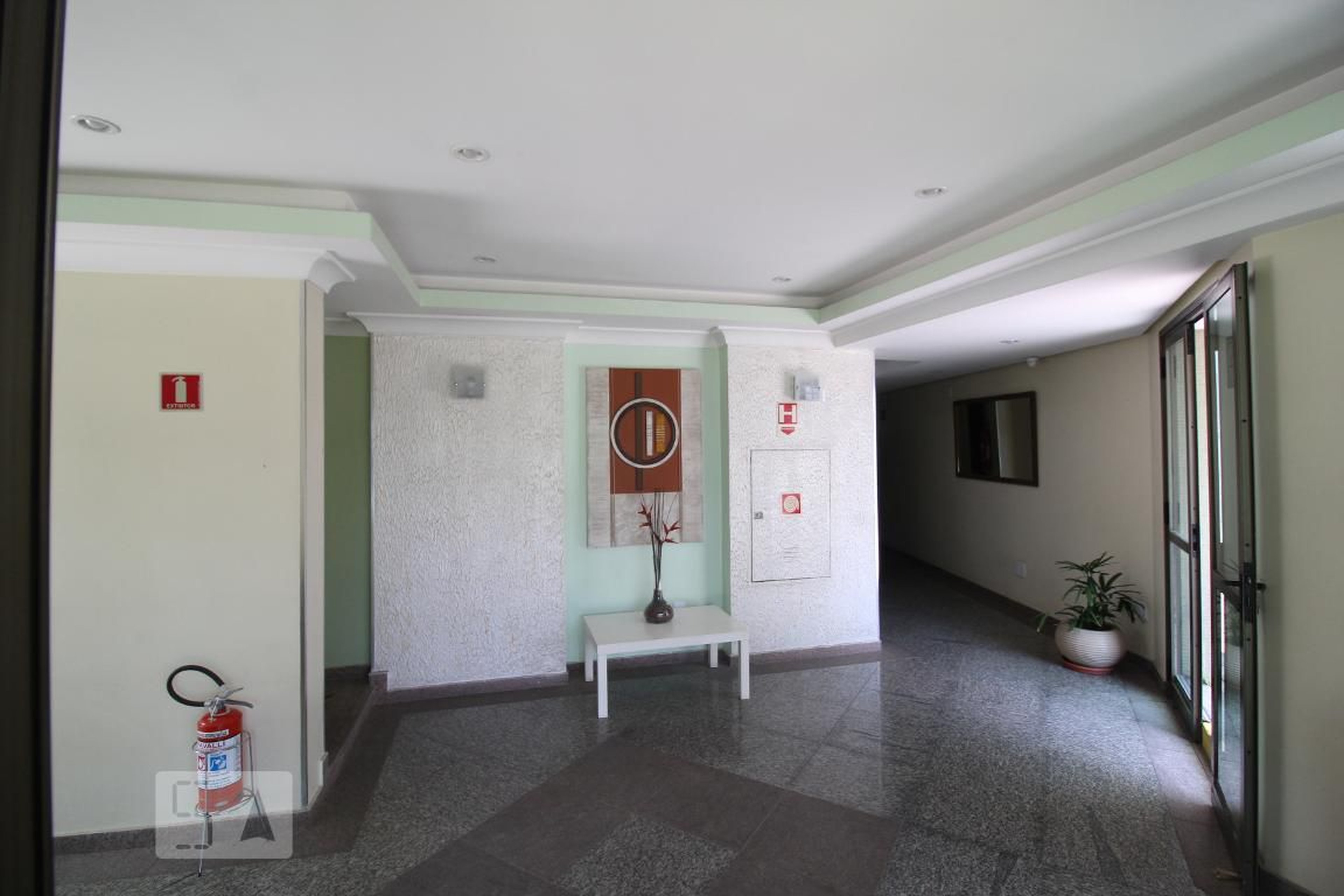 Hall social - Metropolitan Plaza