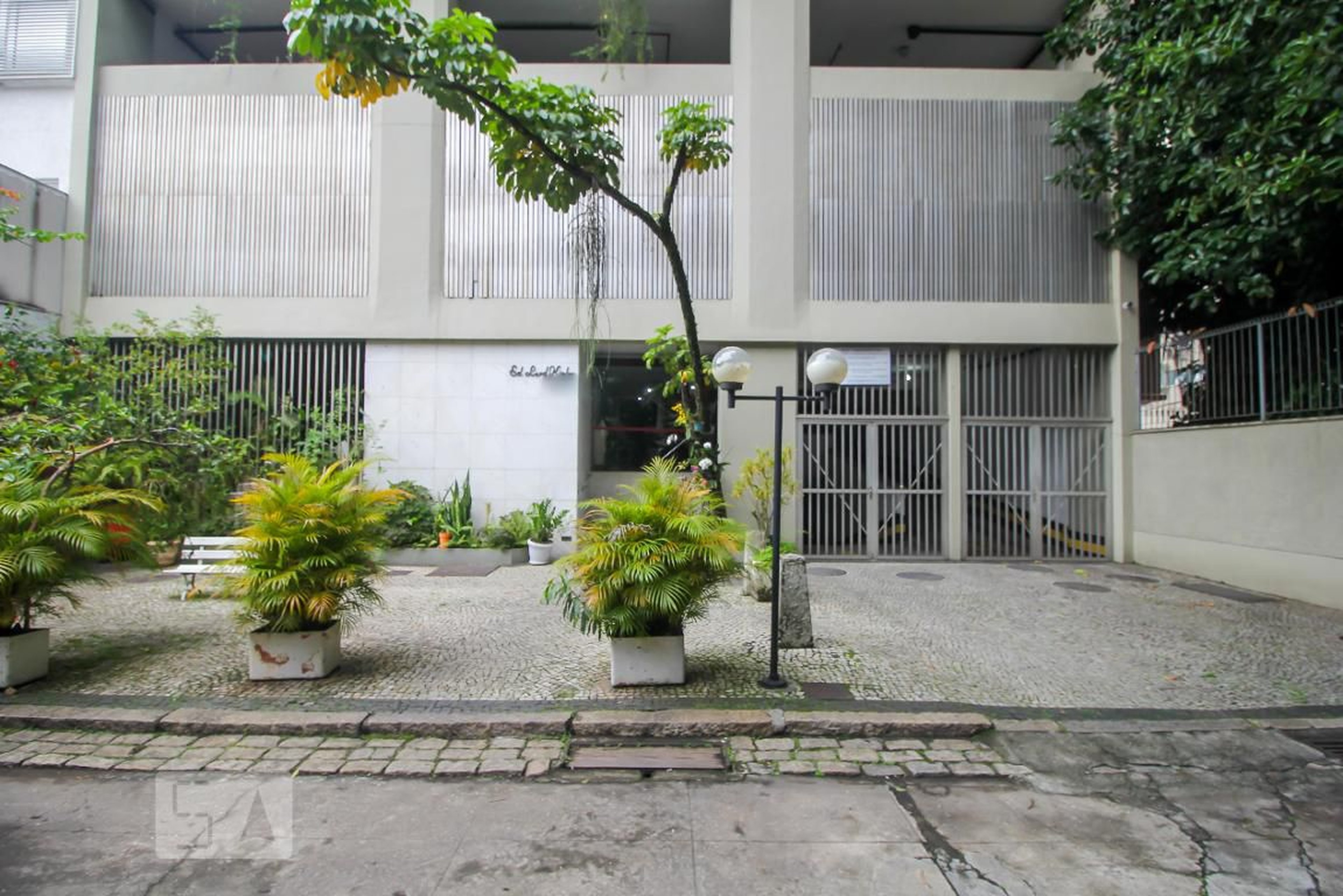 Área Externa - Edifício Lord Kinlay