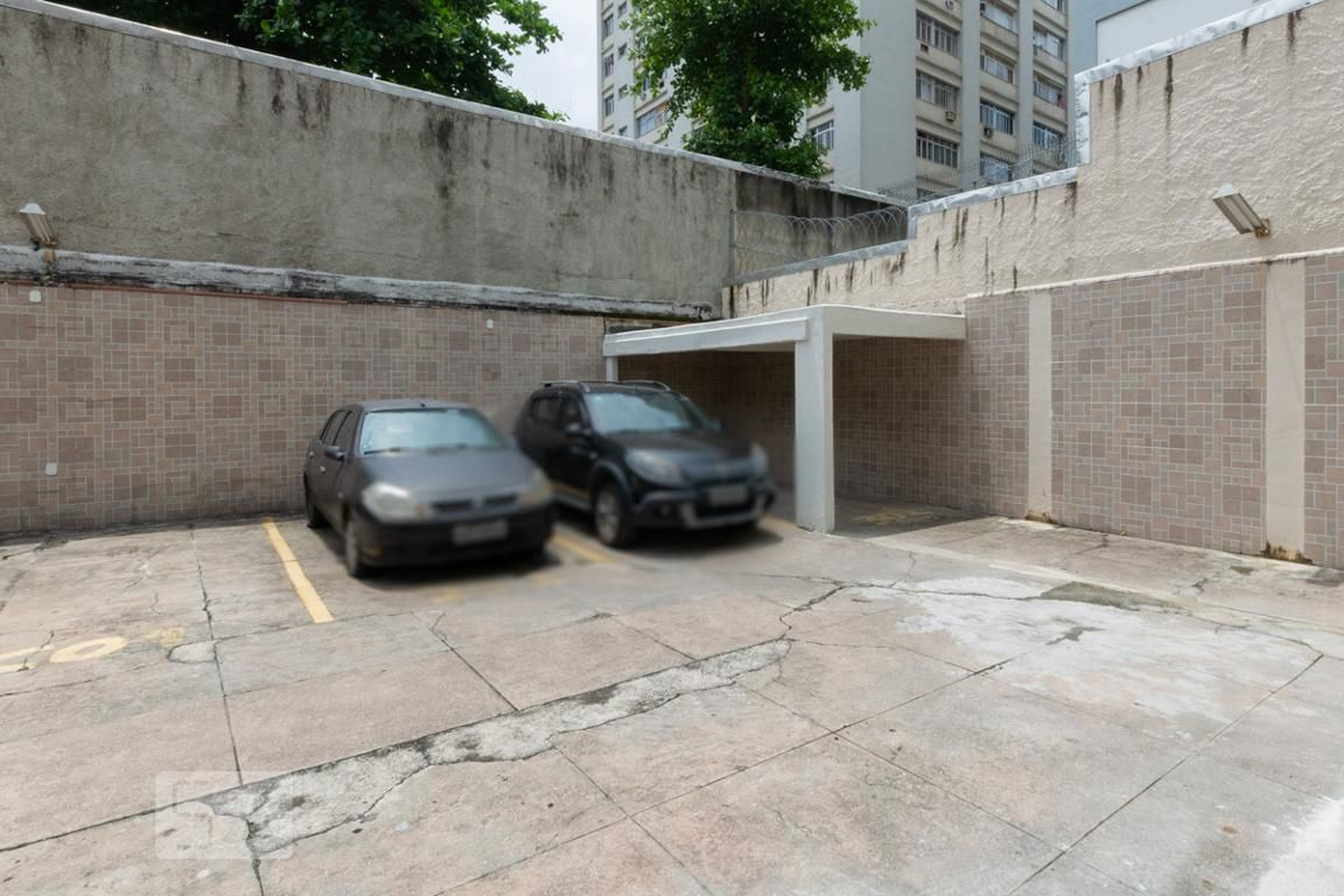 Estacionamento - Edifício David Monteiro