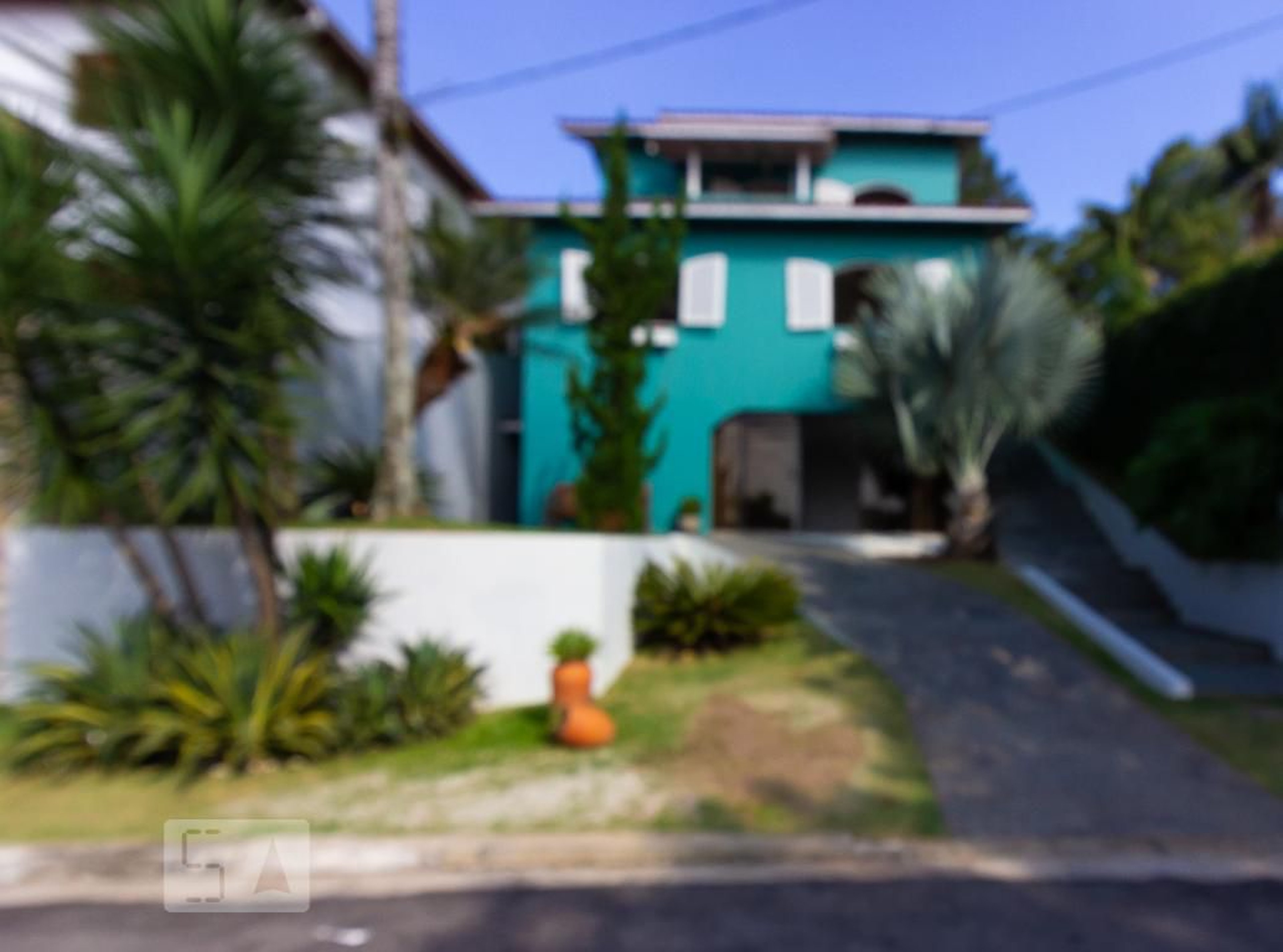 Fachada Condomínio em Rua Jau, 8