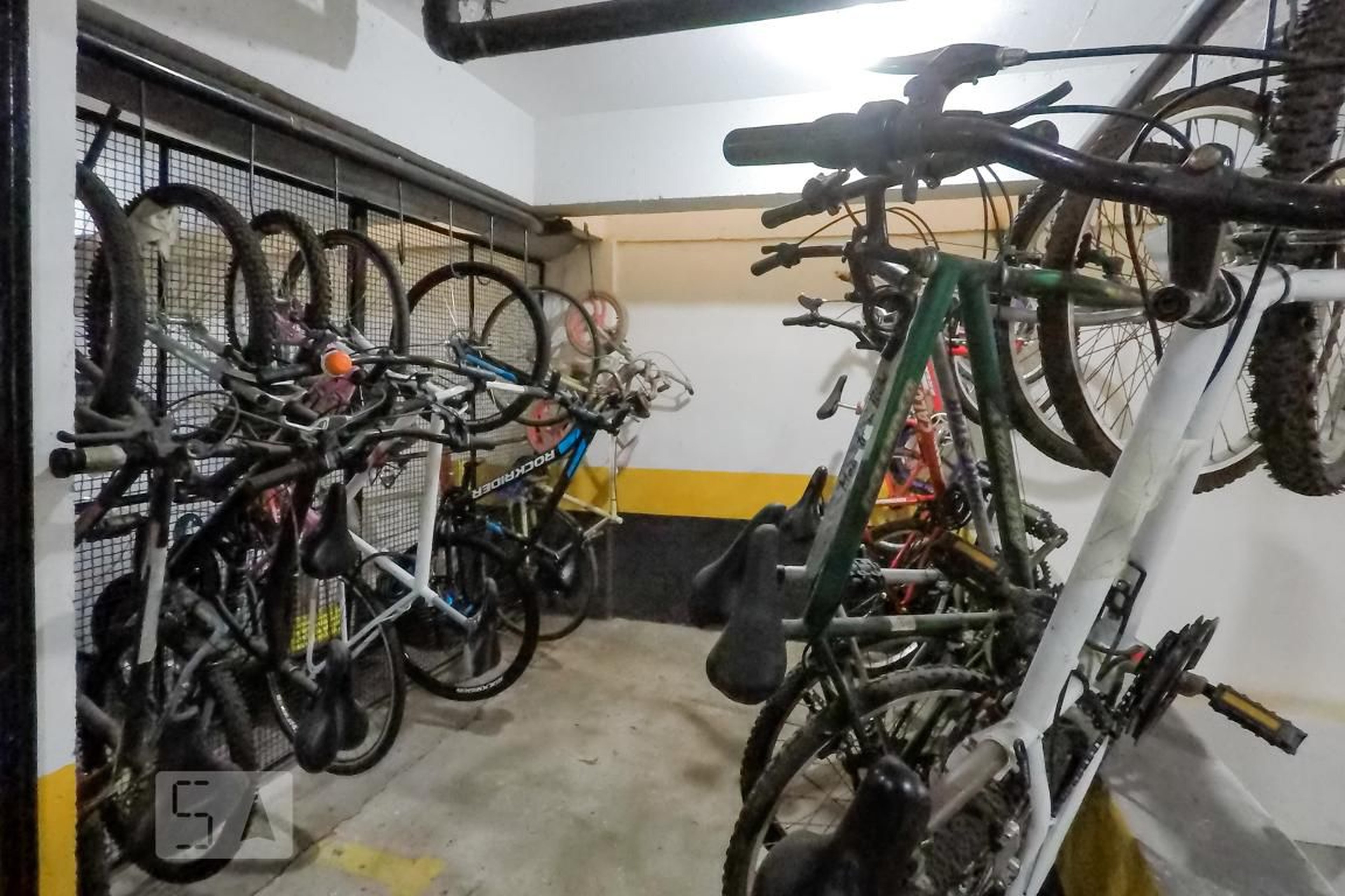 Bicicletario - edifício Visconde de Pirajá