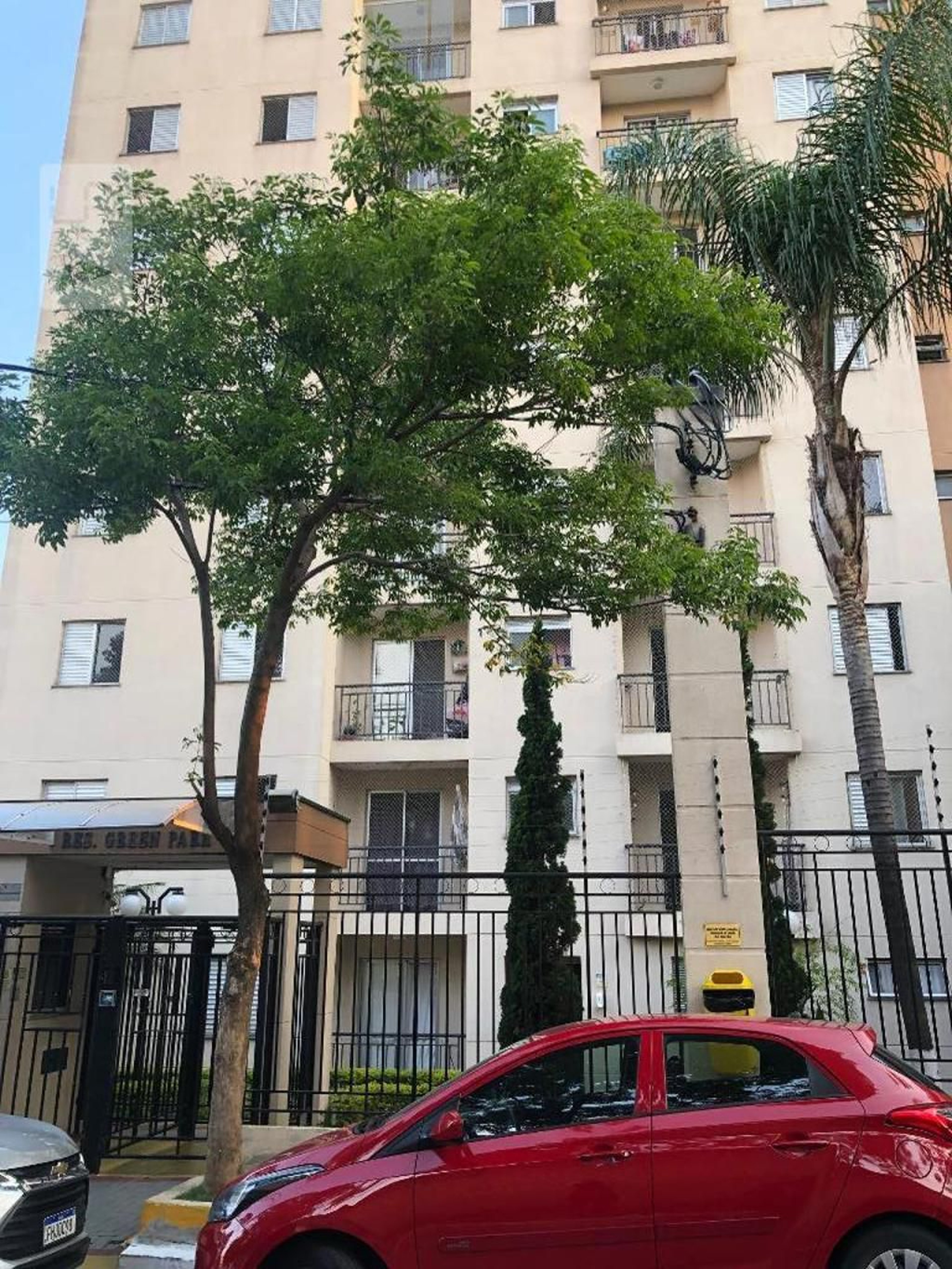 Fachada Condomínio em Rua Edmundo Kirmayr, 5